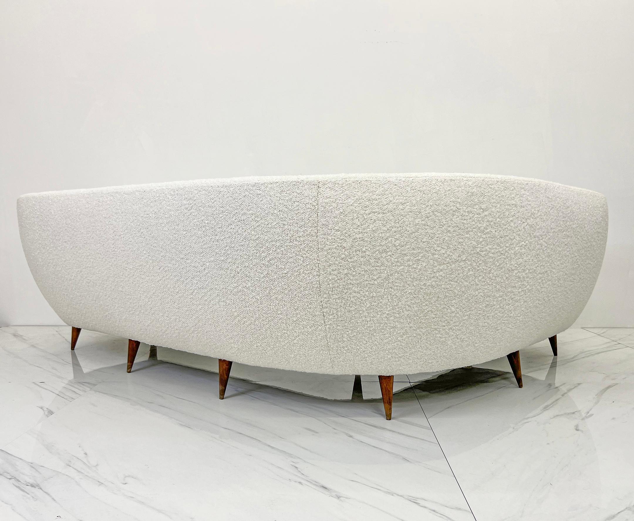 Canapé Boomerang Grande Divano Curvo, d'après Gio Ponti, vers 1950 Bon état - En vente à Culver City, CA
