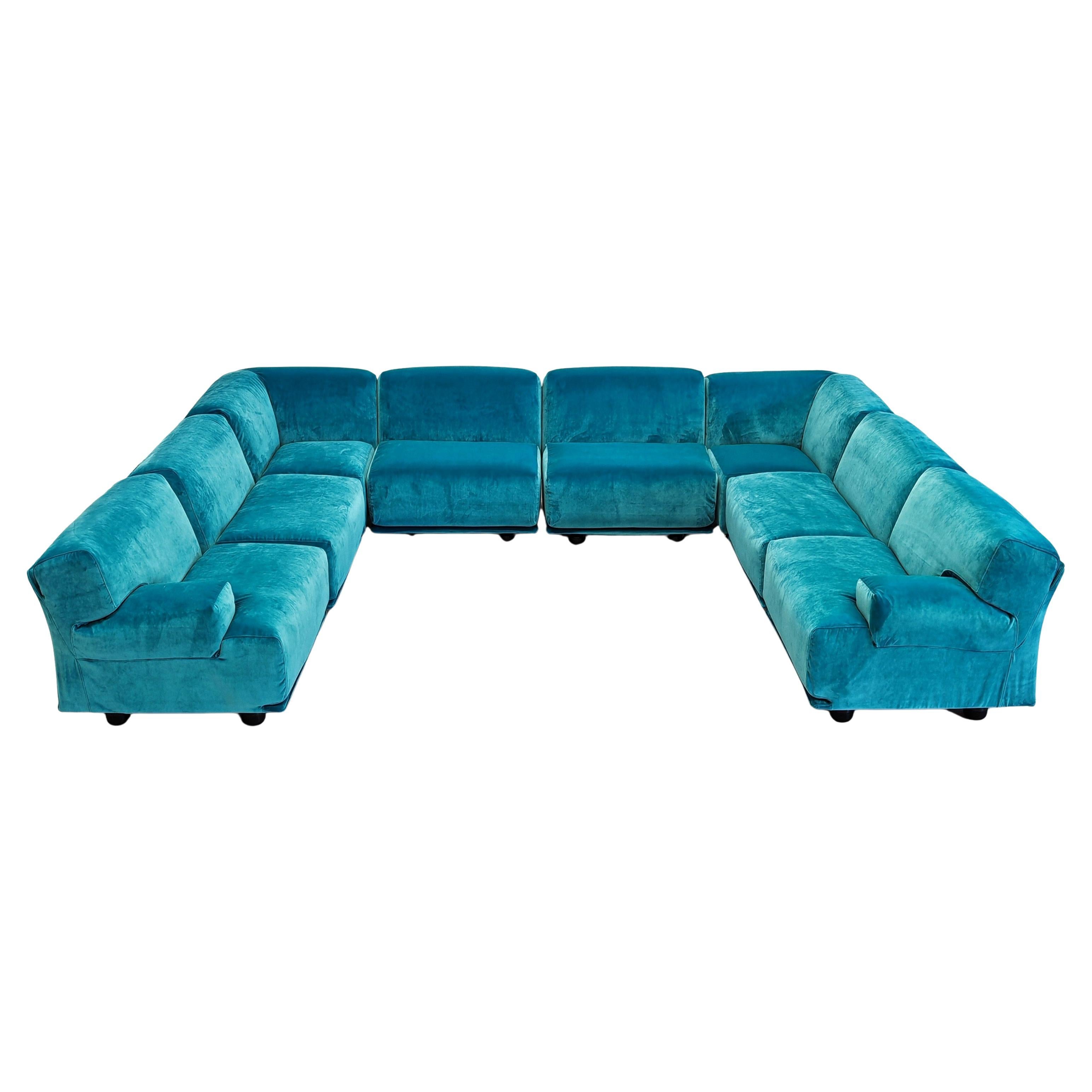 Large Modular "U" Sofa Light Blue  Cassina Fiandra - Magistretti 80s For Sale