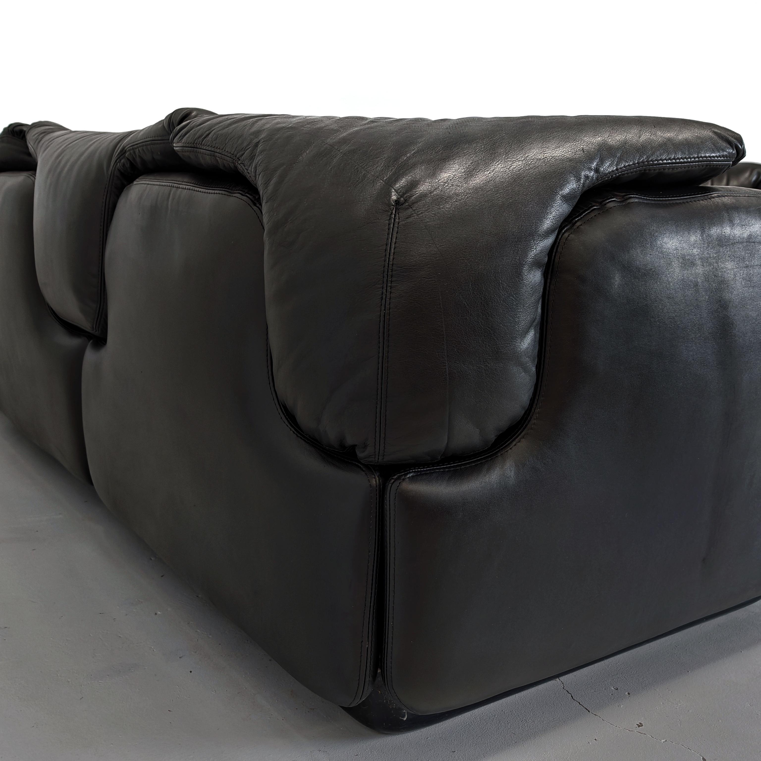 Grand canapé modulable en cuir noir 'Confidential' A.Roselli  pour Saporiti 70s en vente 2