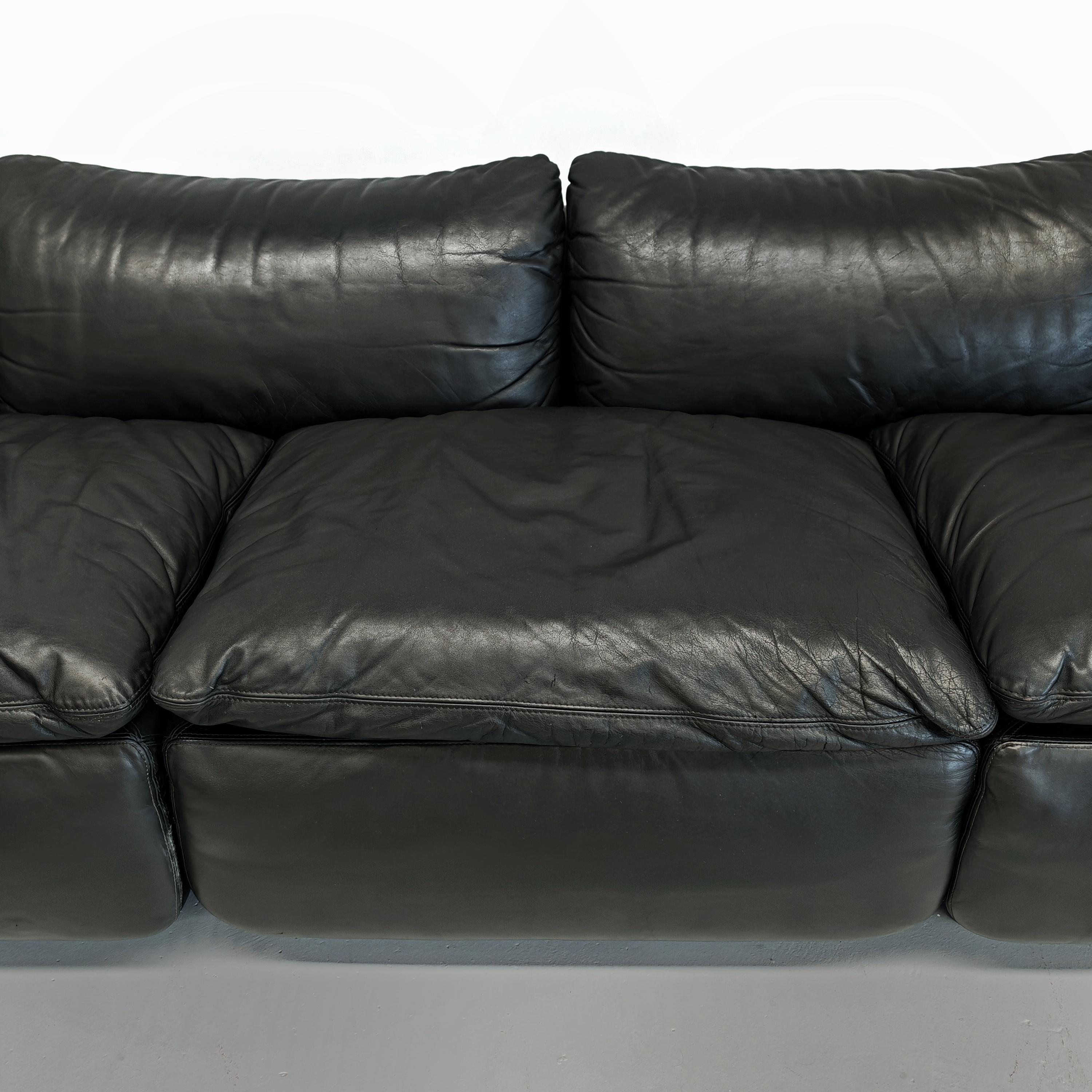 Autre Grand canapé modulable en cuir noir 'Confidential' A.Roselli  pour Saporiti 70s en vente