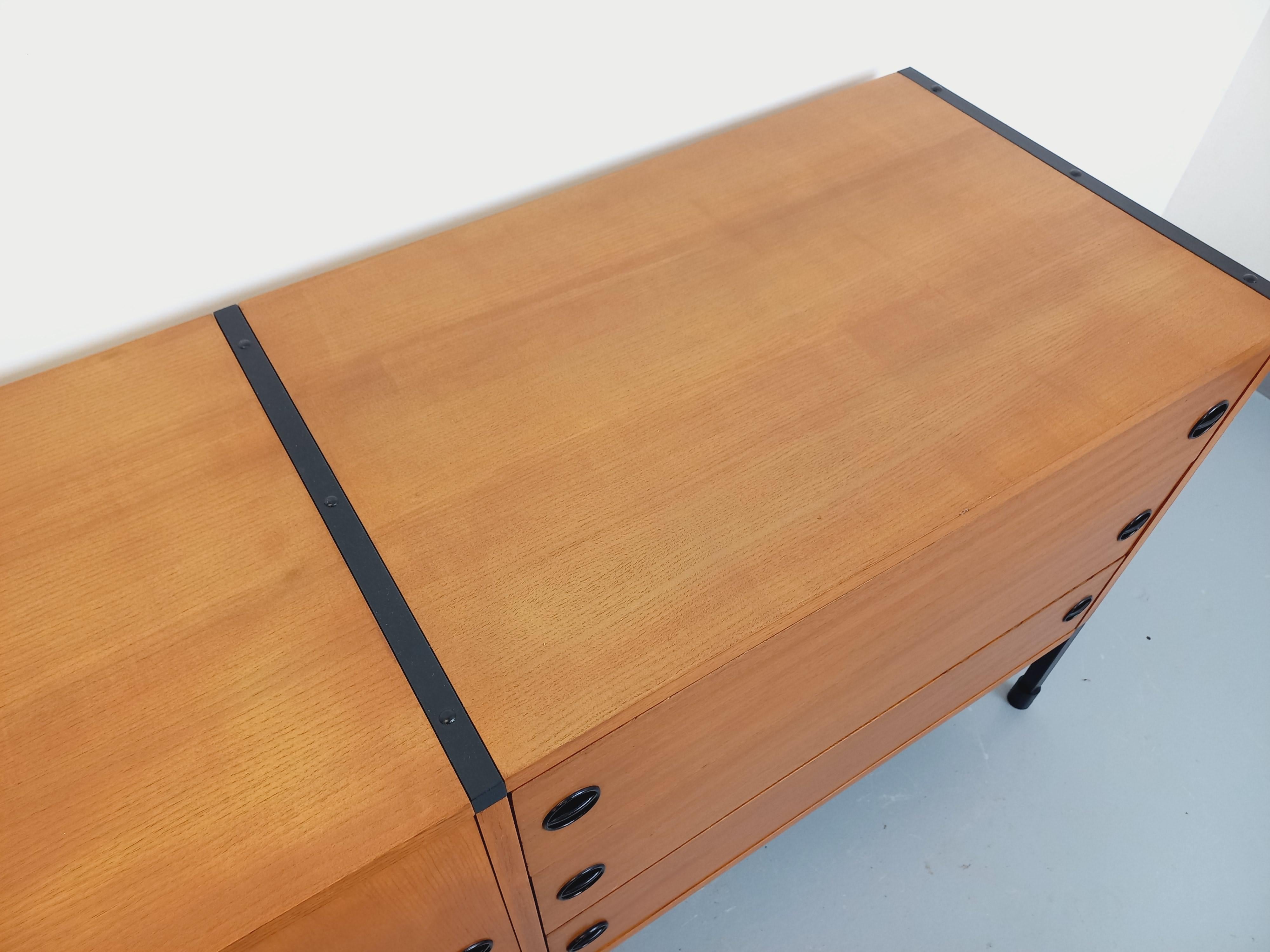 Grande enfilade basse moderniste vintage ARP Minvielle Guariche Mortier Motte (Mitte des 20. Jahrhunderts) im Angebot
