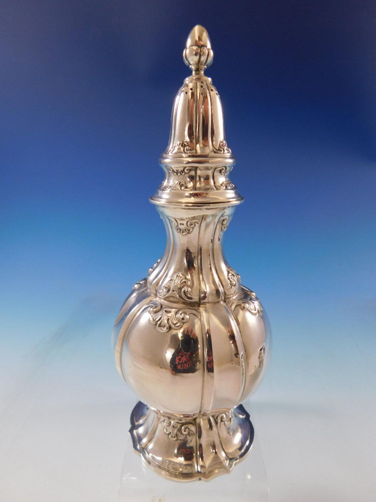 Grande Imperiale by Buccellati Sterling Silver 3-Piece Salt & Pepper Set Shaker In Excellent Condition In Big Bend, WI