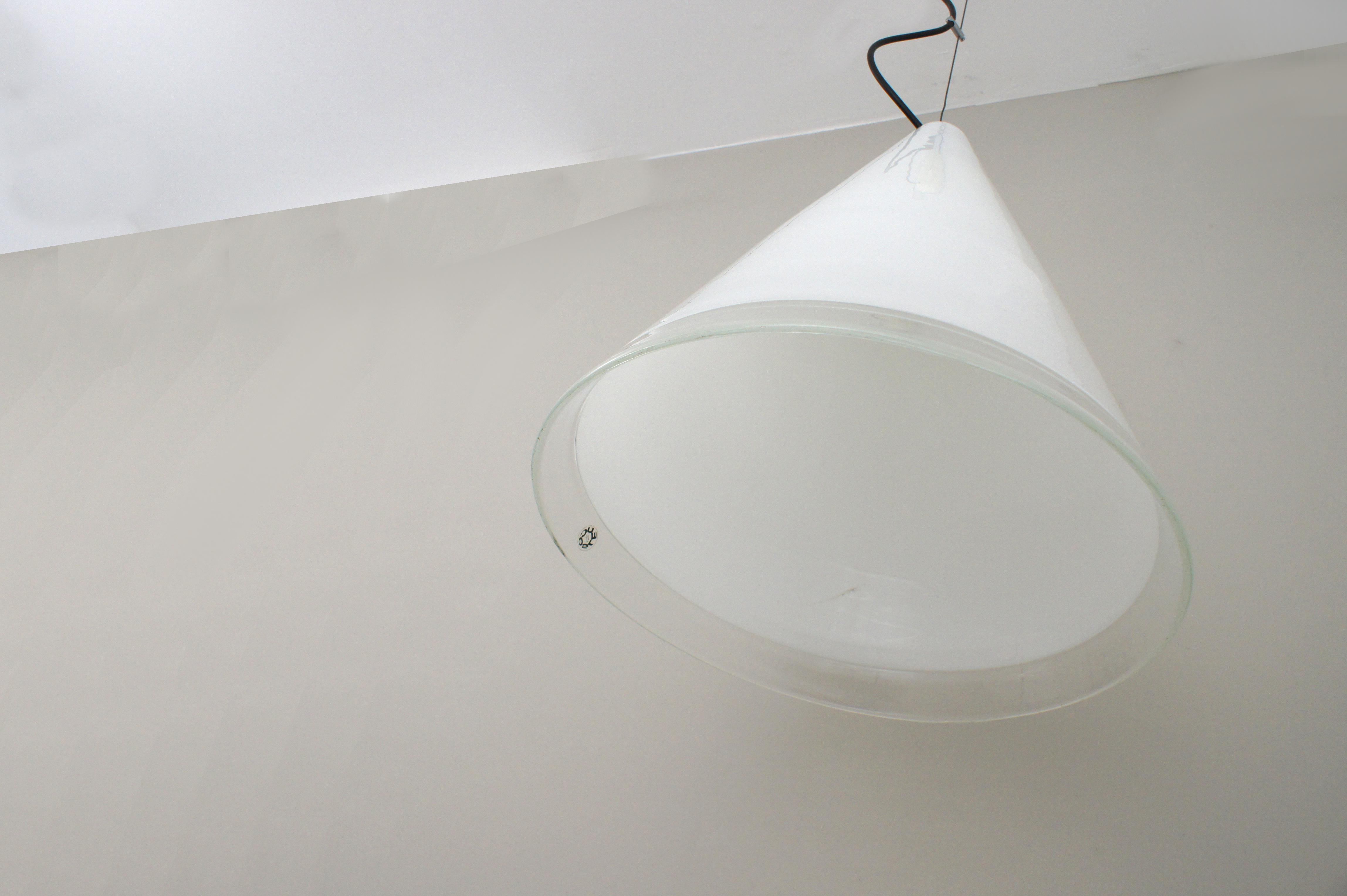 Italian Large pendant lamp  in murano glass produced by Leucos  For Sale