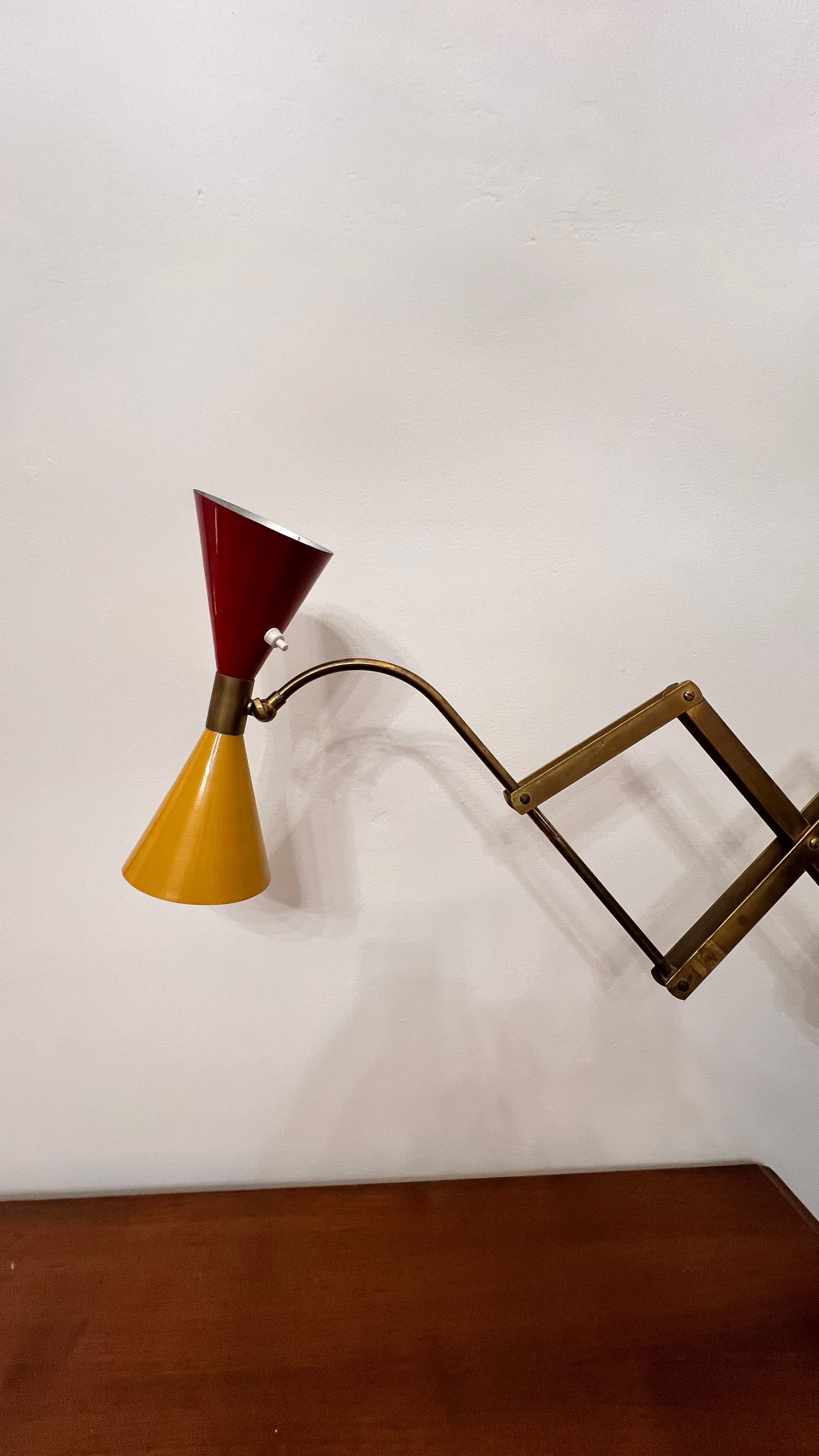 Enameled Large 1950s extendable wall lamp For Sale