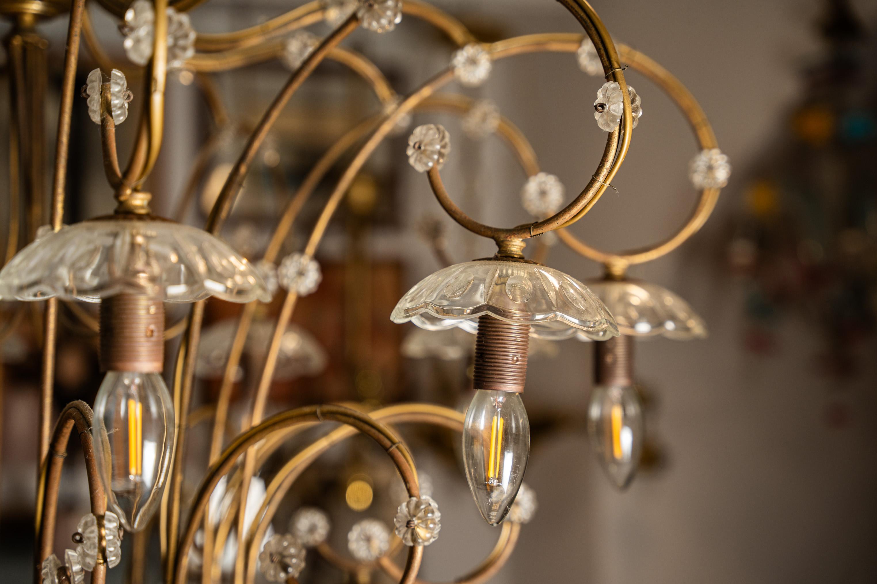 Late 20th Century Grand lustre à 20 lumières en laiton et verre en vente
