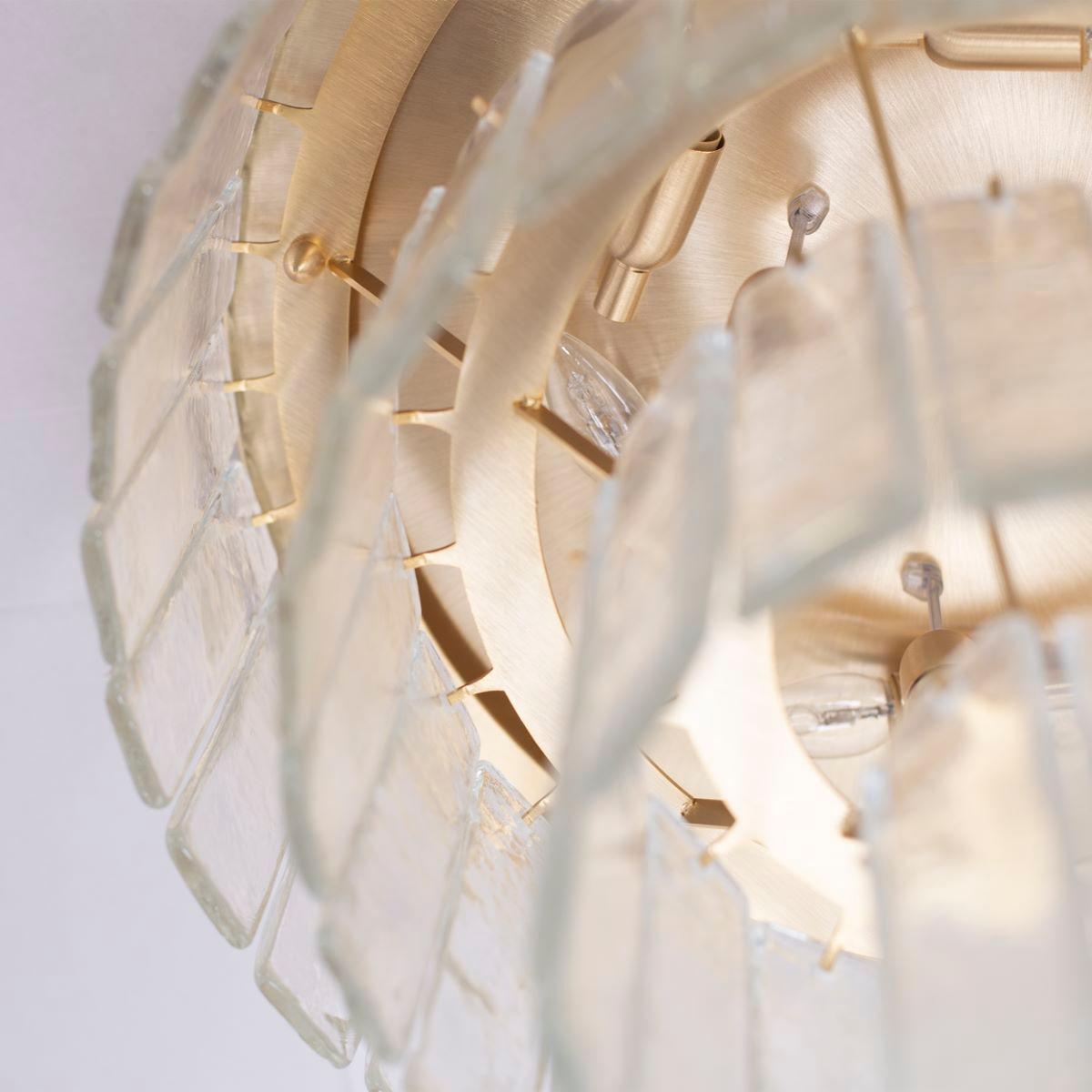 Vetro soffiato Grande lampadario cascata a spirale in vetro di Murano ambrato di Multiforme in vendita