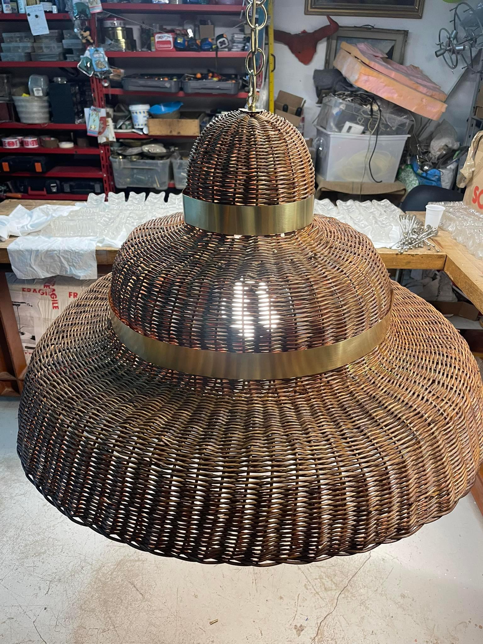 Grande Lampadario Circolare  in Midollino e Ottone Italia esemplare Unico en venta 7