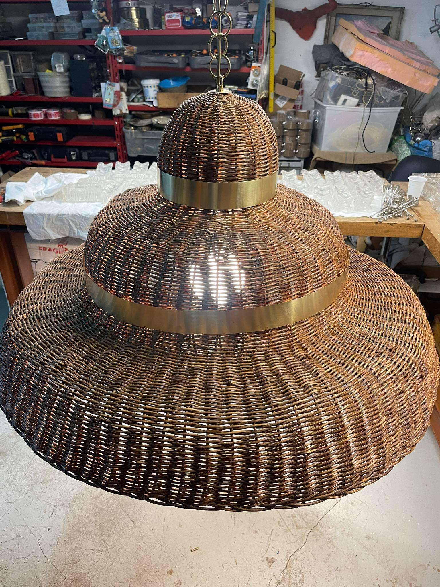 Grande Lampadario Circolare  in Midollino e Ottone Italia esemplare Unico en venta 11