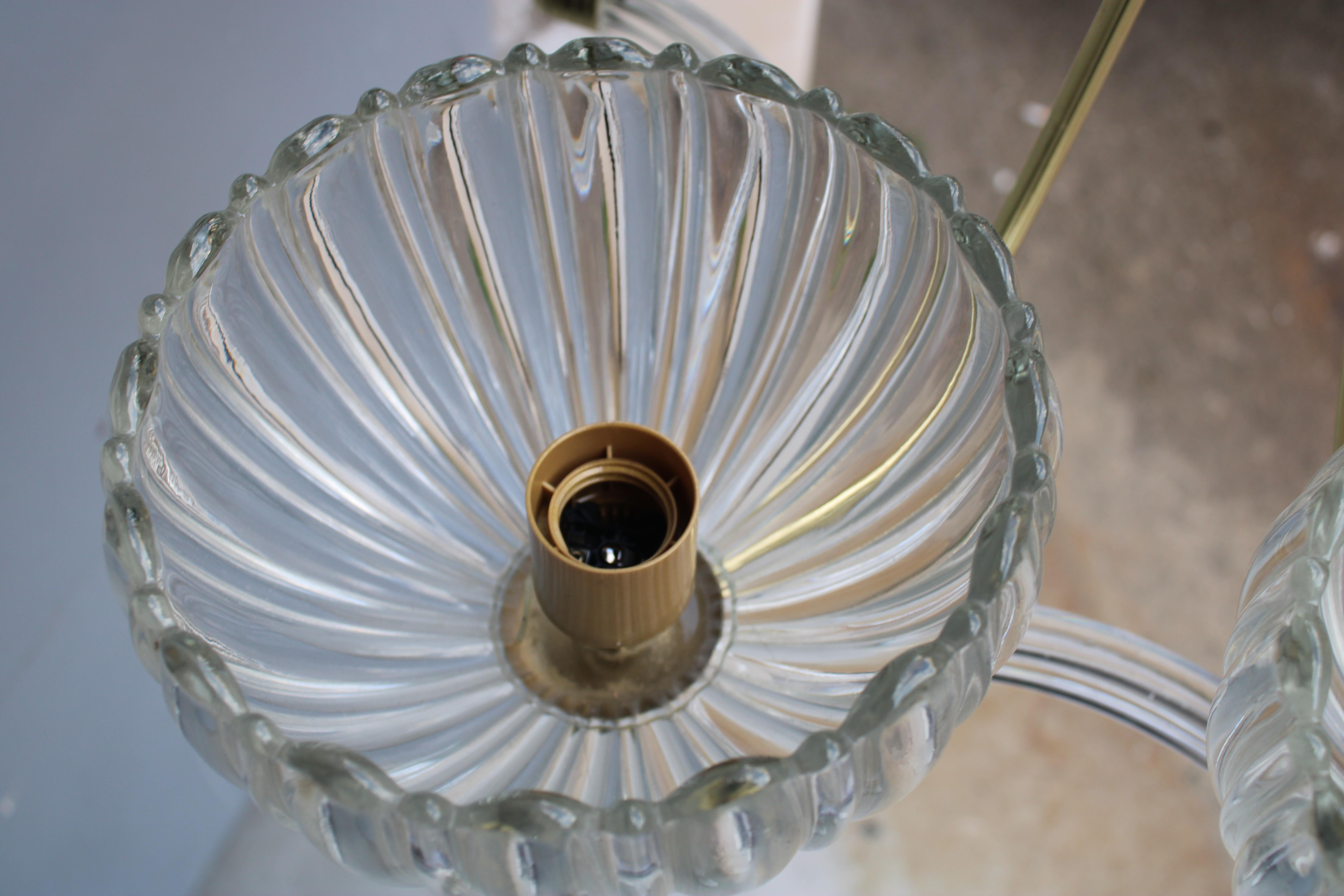 Großer eleganter Barovier-Kronleuchter aus Muranoglas und Messing von 1940 im Angebot 4