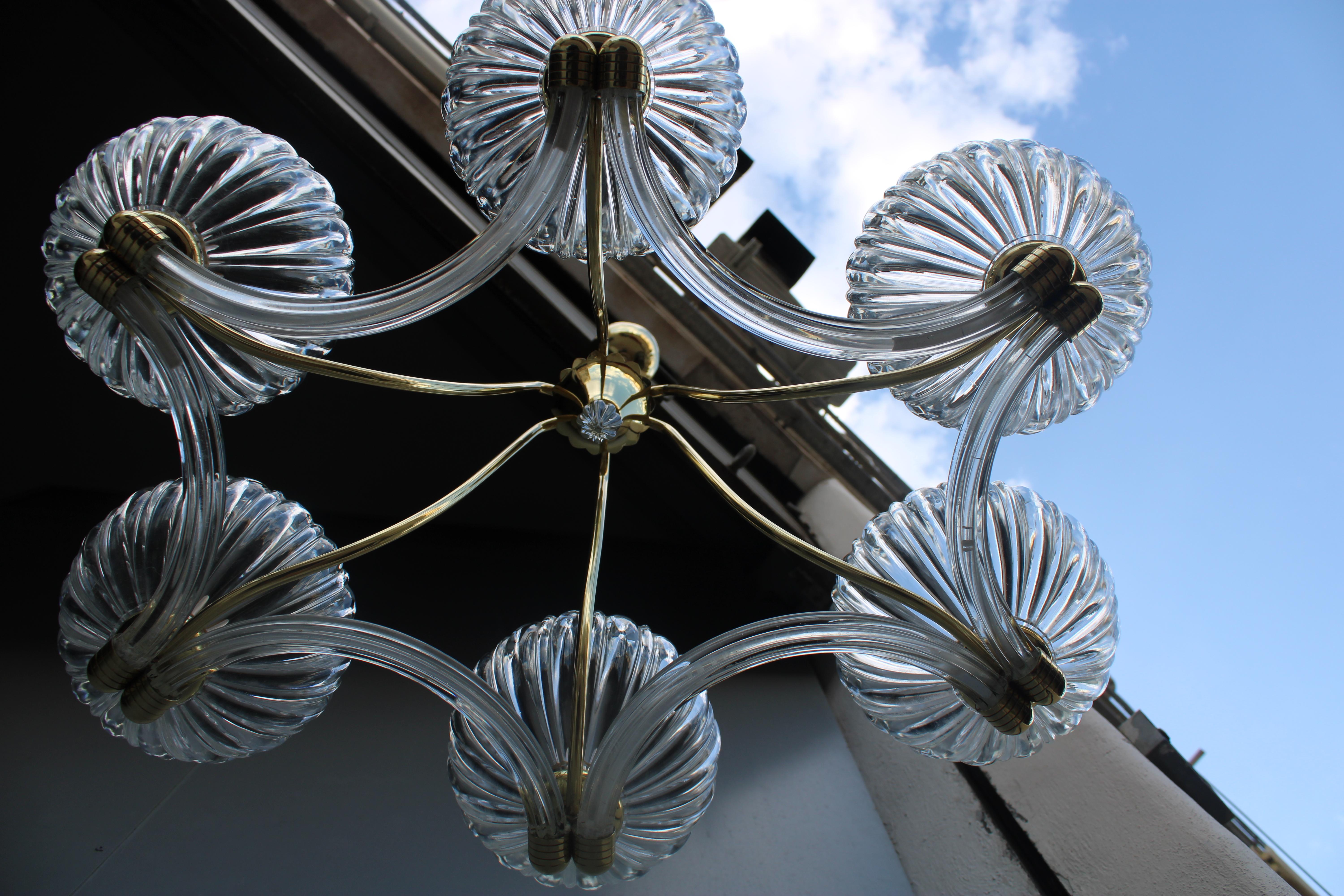 Großer eleganter Barovier-Kronleuchter aus Muranoglas und Messing von 1940 im Angebot 5