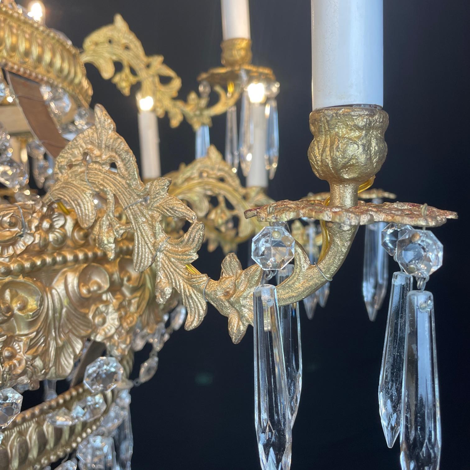Grande Lampadario Impero Italiano 18 Luci Cristallo e Ottone Dorato XVIII Secolo in vendita 2
