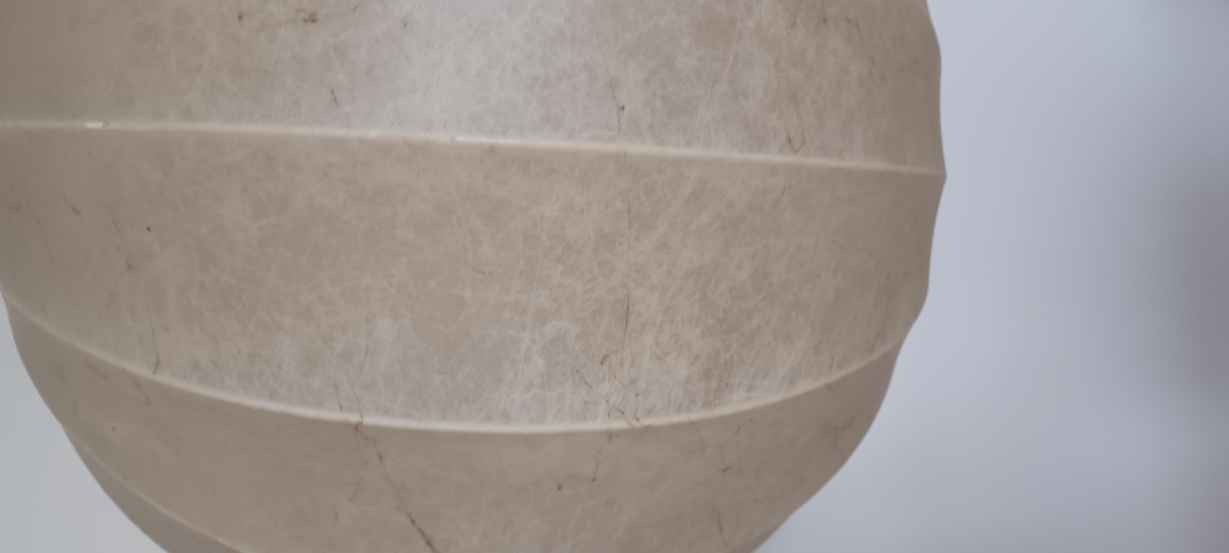 Other Grande lampadario in cocoon anni 70 For Sale
