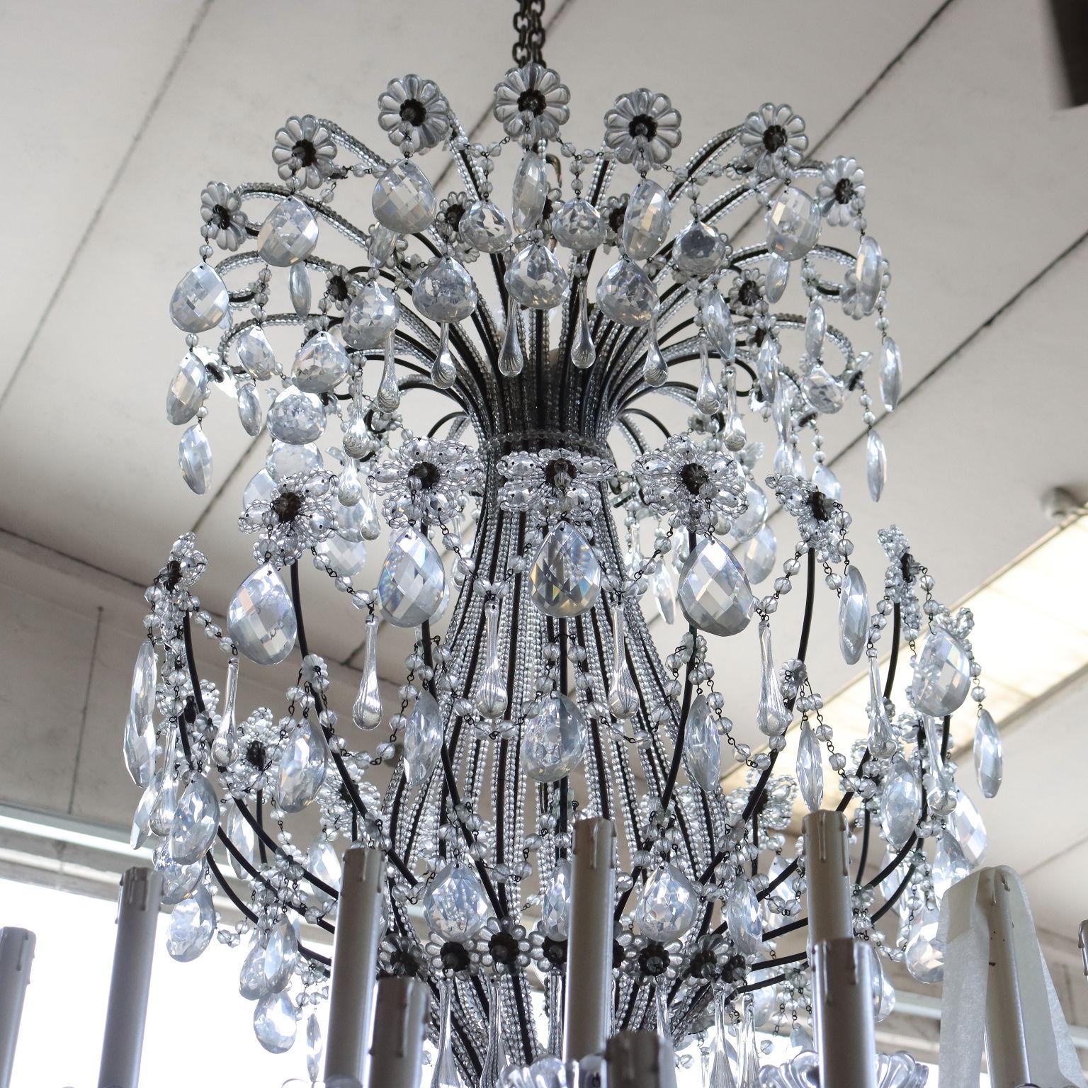 Large Crystal Chandelier Italy 20th Century  For Sale 1