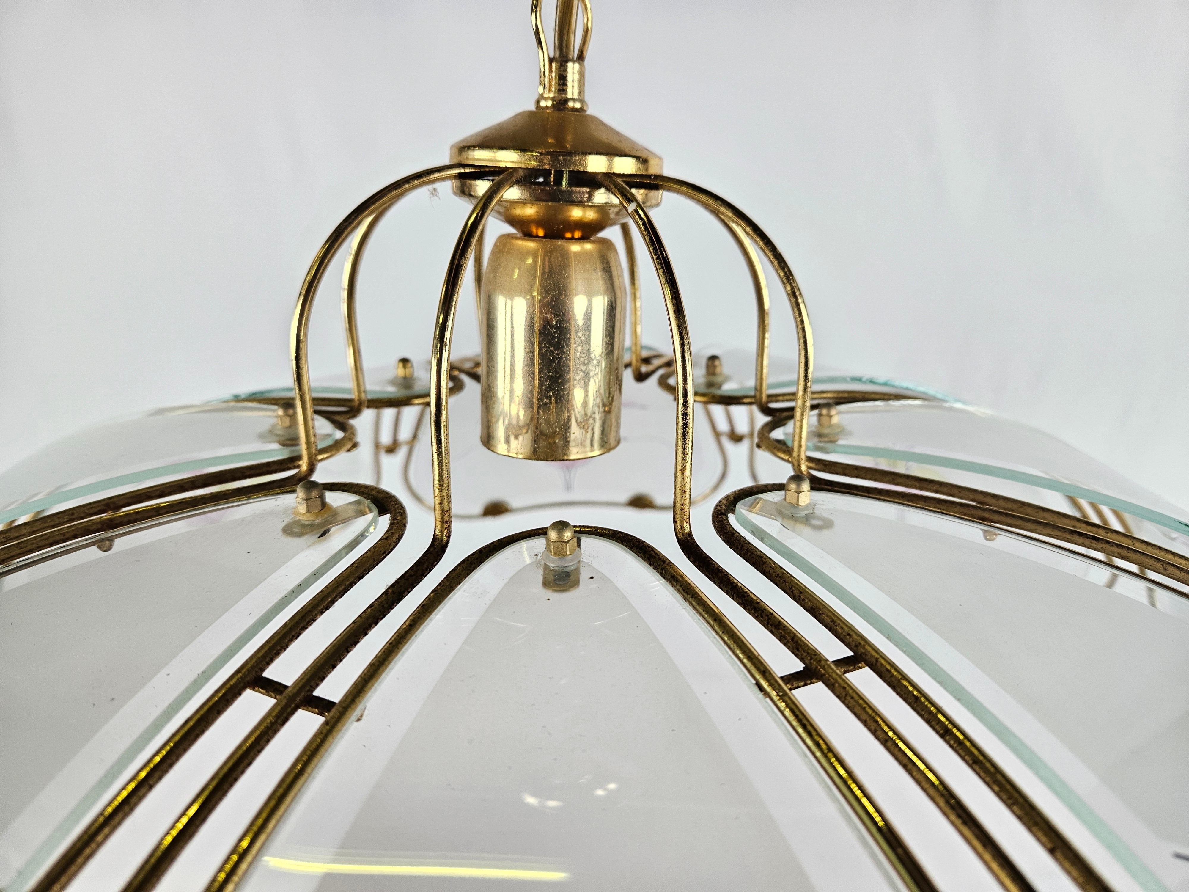 Grand lustre en laiton et verre dépoli à décor floral 20e siècle en vente 5