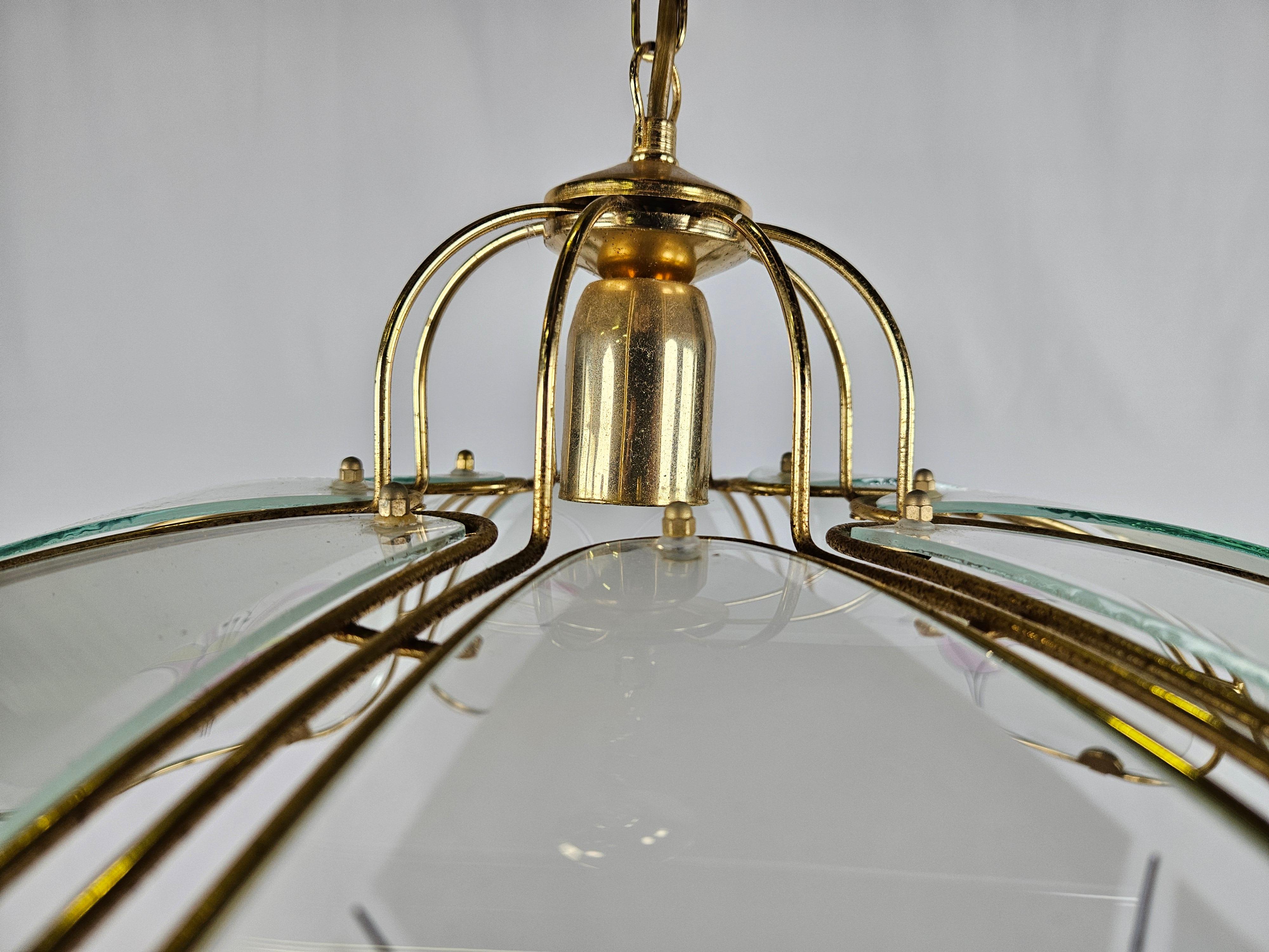 Grand lustre en laiton et verre dépoli à décor floral 20e siècle en vente 6
