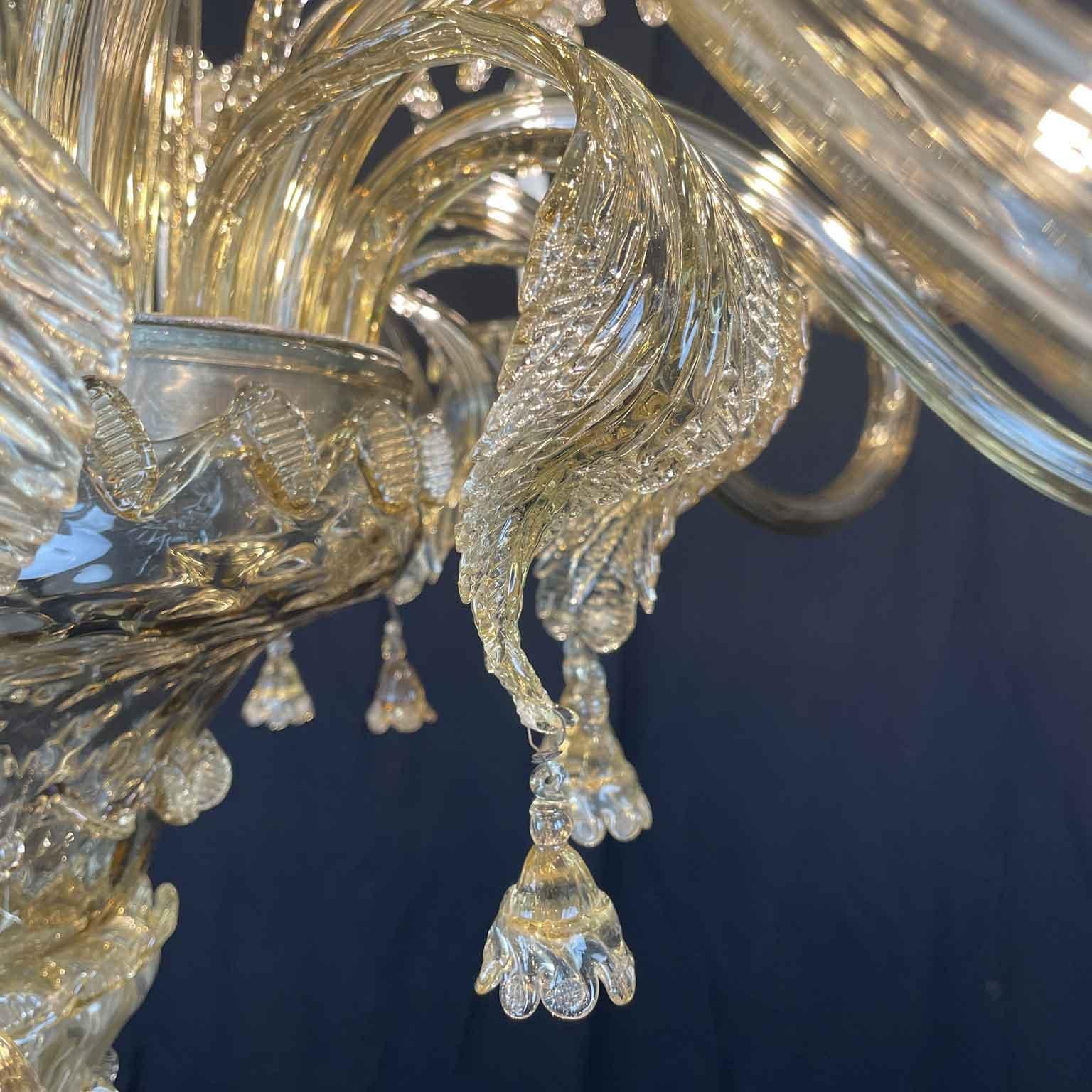 Large Italian Venetian Blown Glass Chandelier Early 1900s Twelve Lights 2