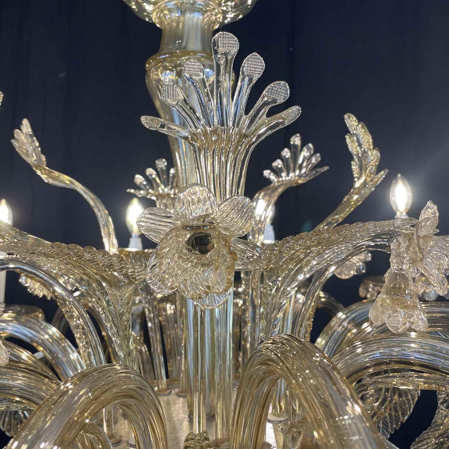Large Italian Venetian Blown Glass Chandelier Early 1900s Twelve Lights 3