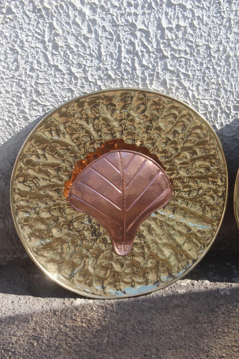 Large Wall Lamps in Martellato Brass and Copper italy 1970s Crespi style In Good Condition For Sale In Palermo, Sicily