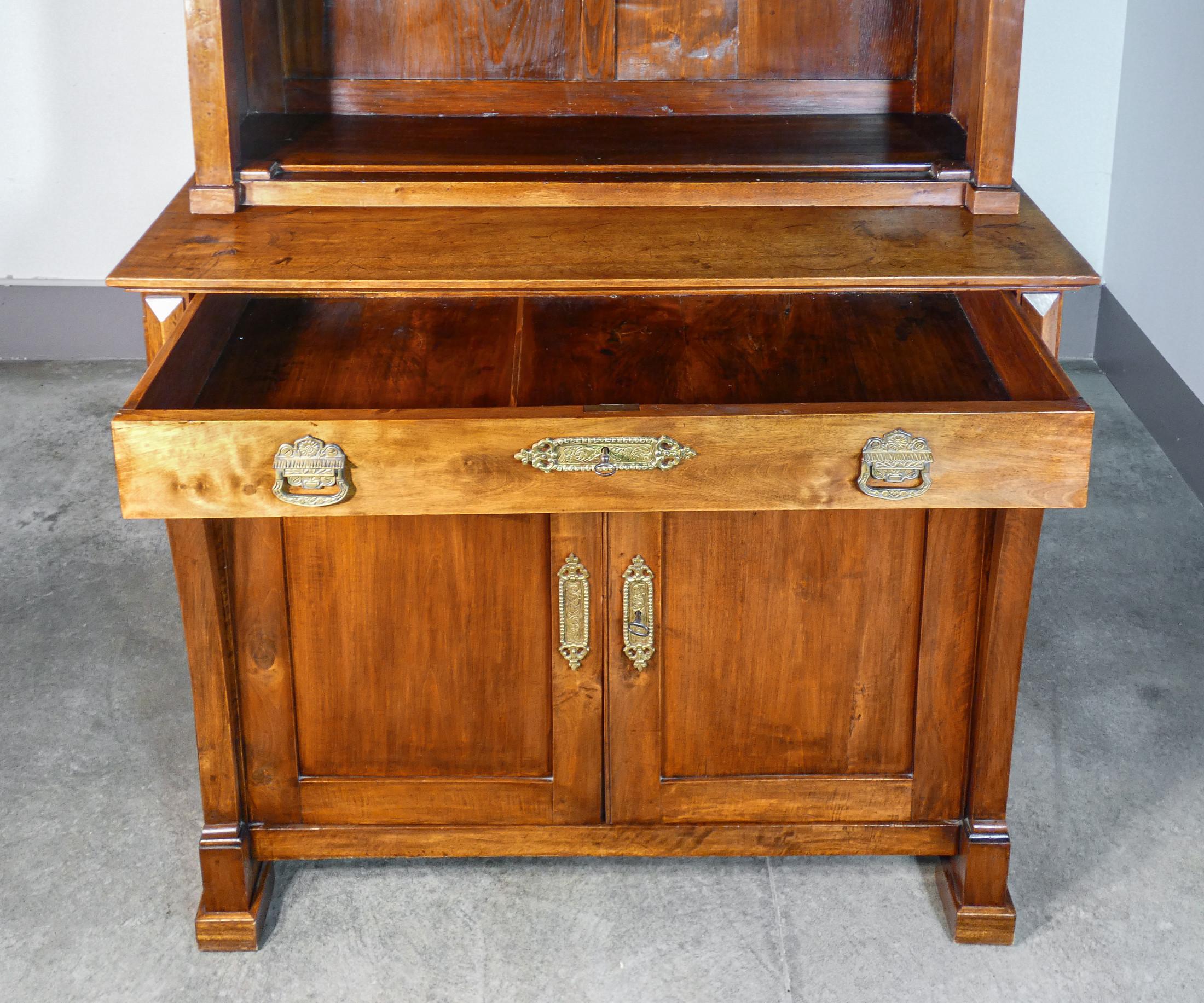 Large Empire-style sideboard bookcase made of solid walnut wood. Early 19th century For Sale 4