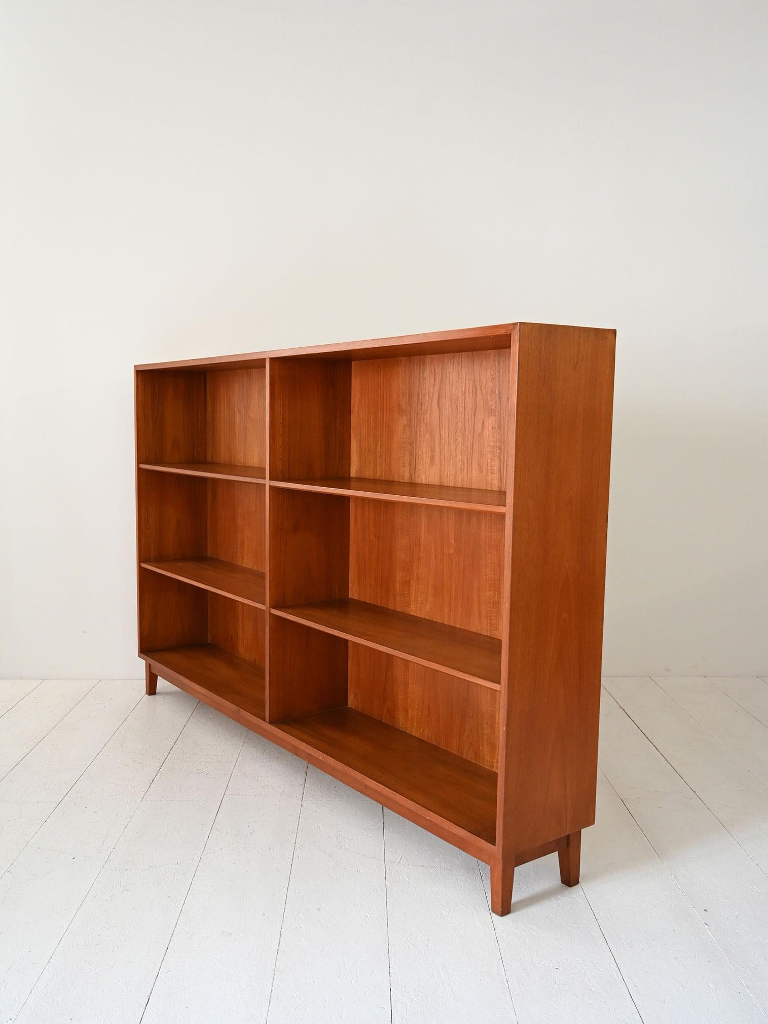 Scandinavian Grande libreria scandinava anni '50/'60 in vendita