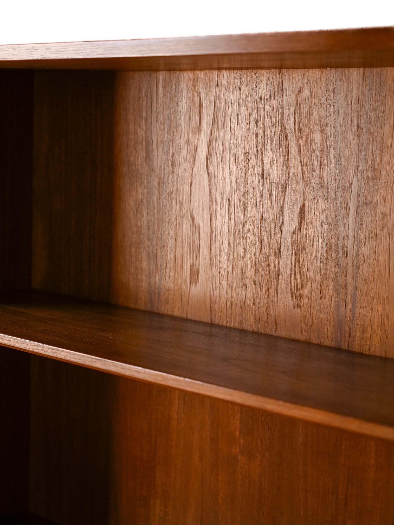 Teak Grande libreria scandinava anni '50/'60 in vendita