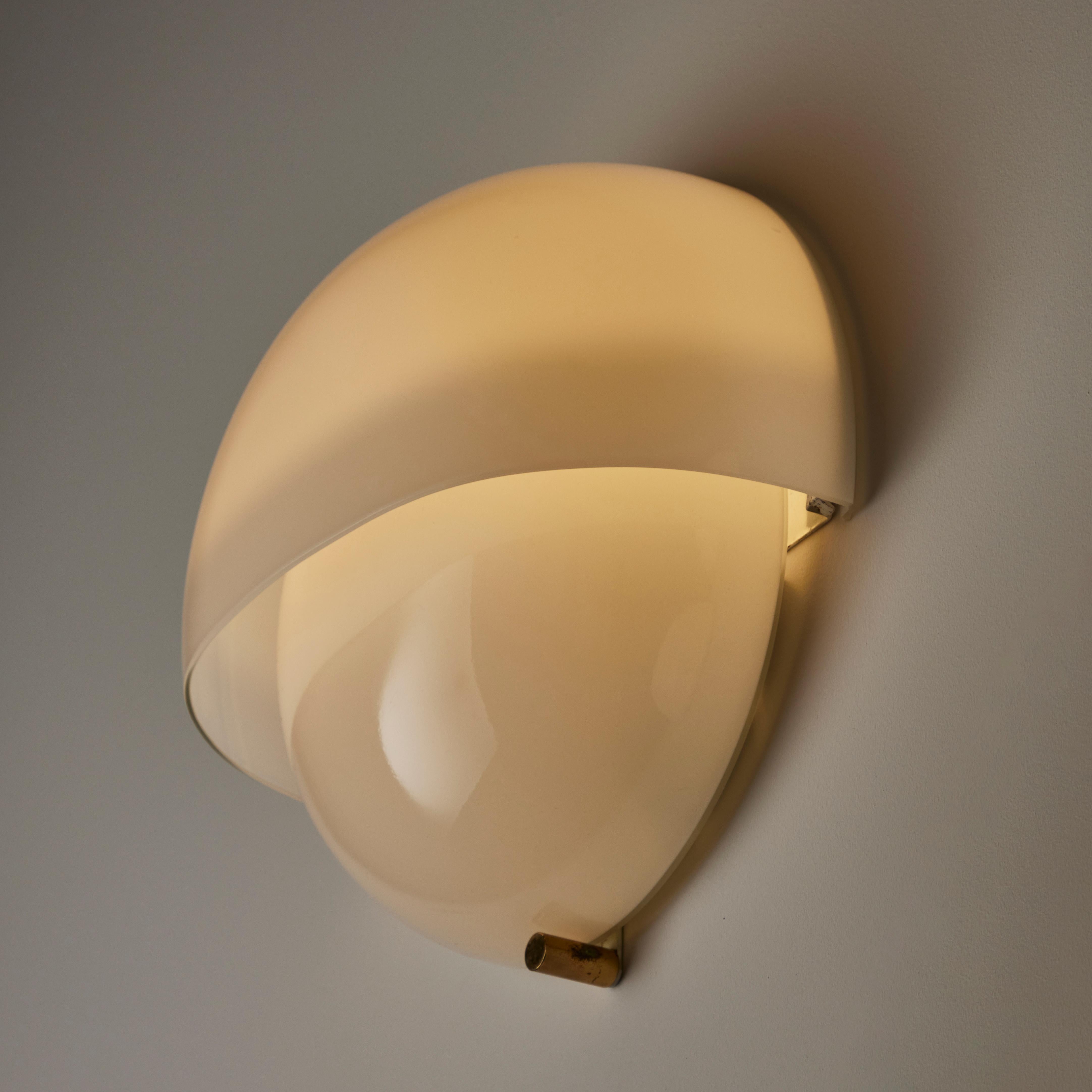 Italian Single Grande Mania Sconce by Vico Magistretti for Artemide