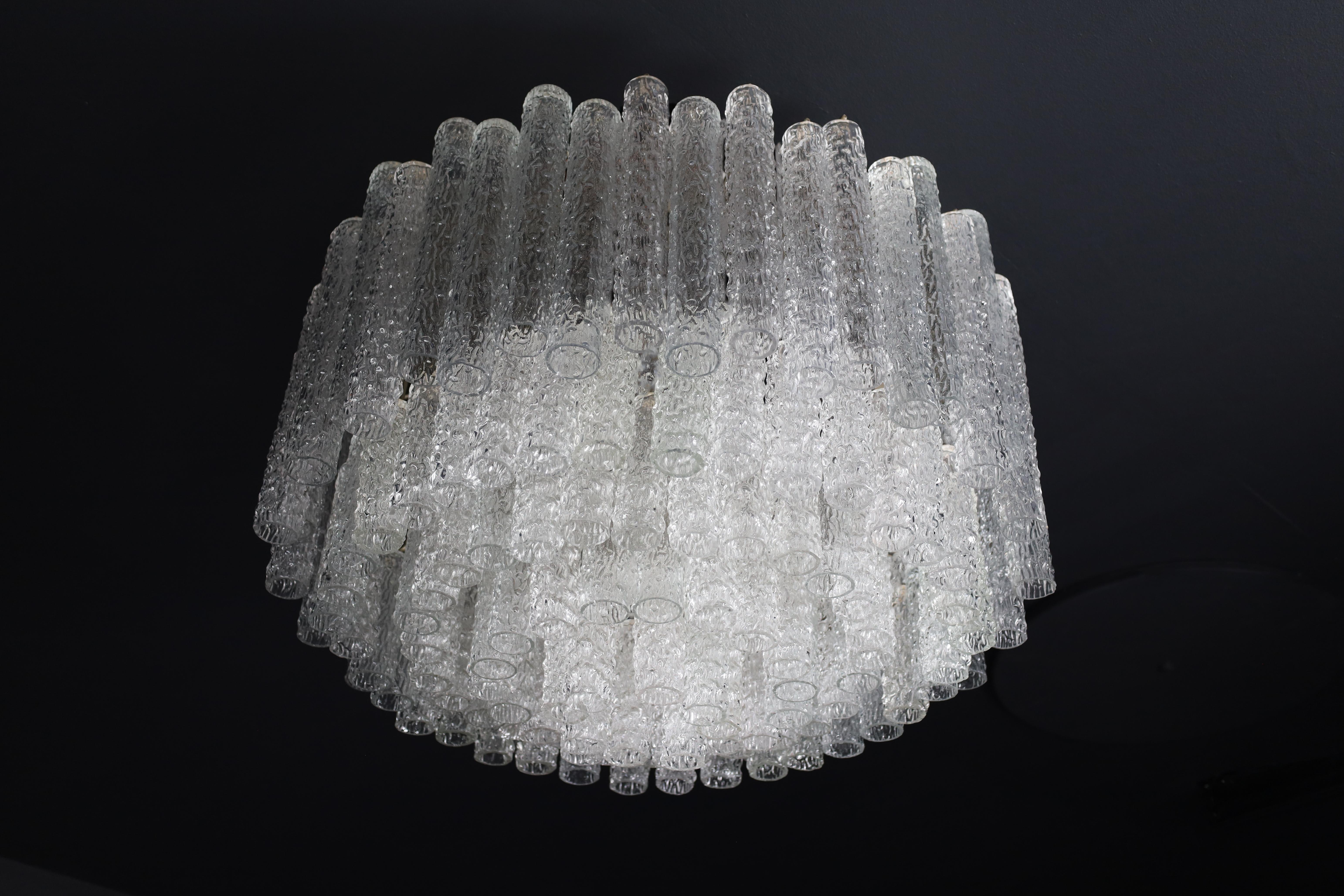 Grande Midcentury Chandelier Designed by Venini with Murano Glass Tubes 1950s In Good Condition In Almelo, NL