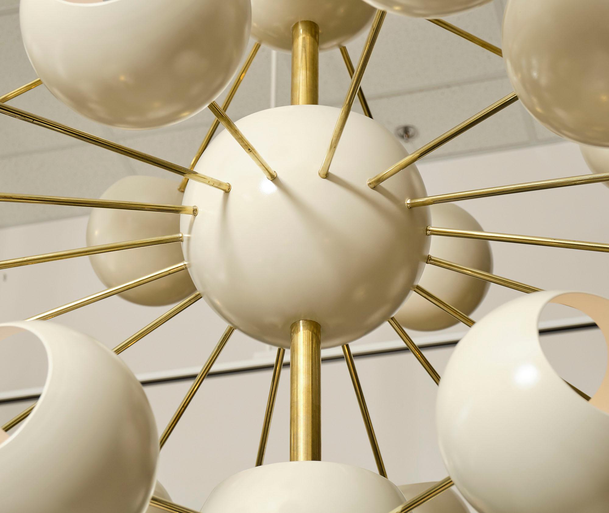 Grande lampadario italiano modernista In condizioni buone in vendita a Austin, TX