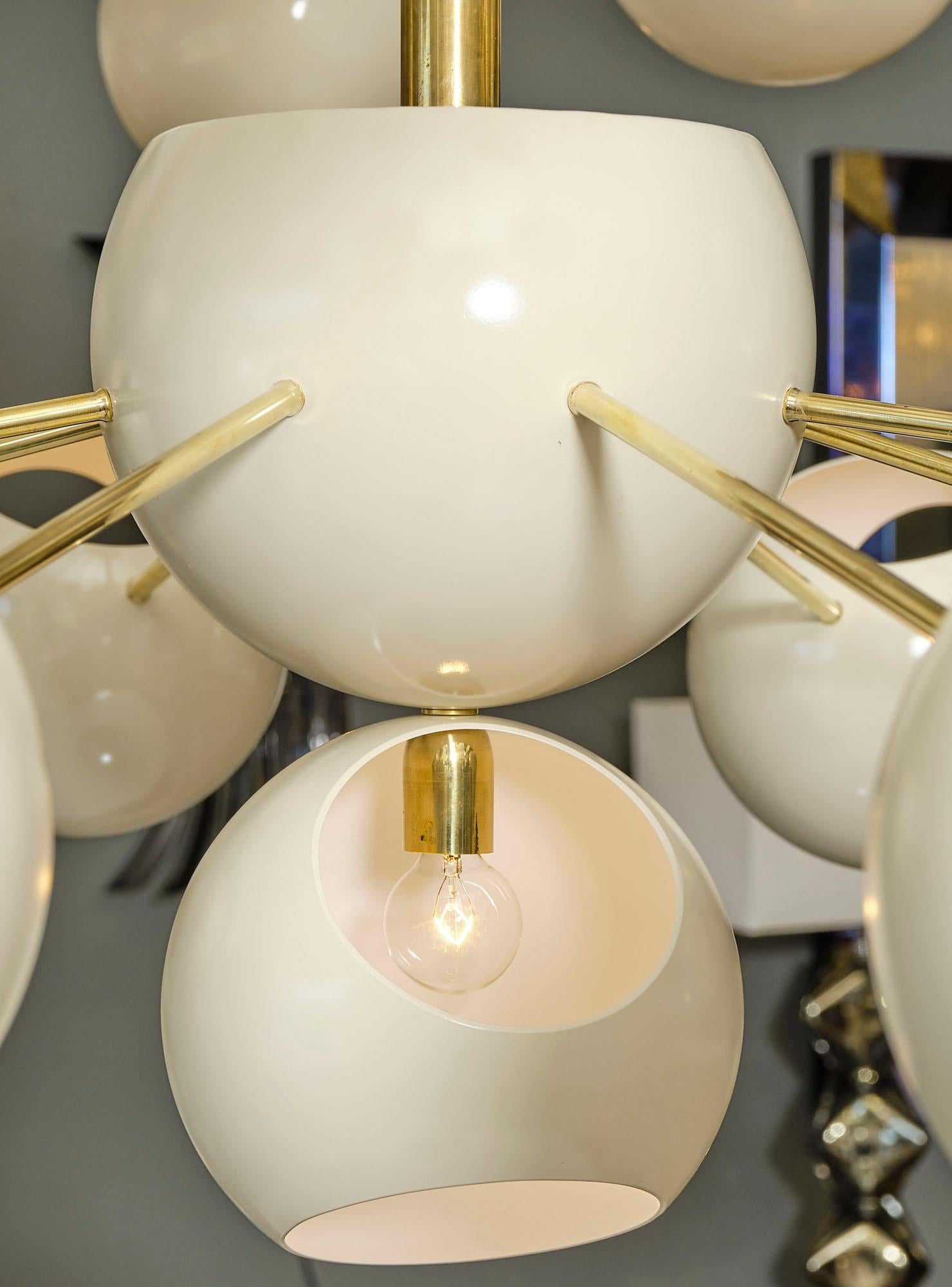 Grande lampadario italiano modernista in vendita 2