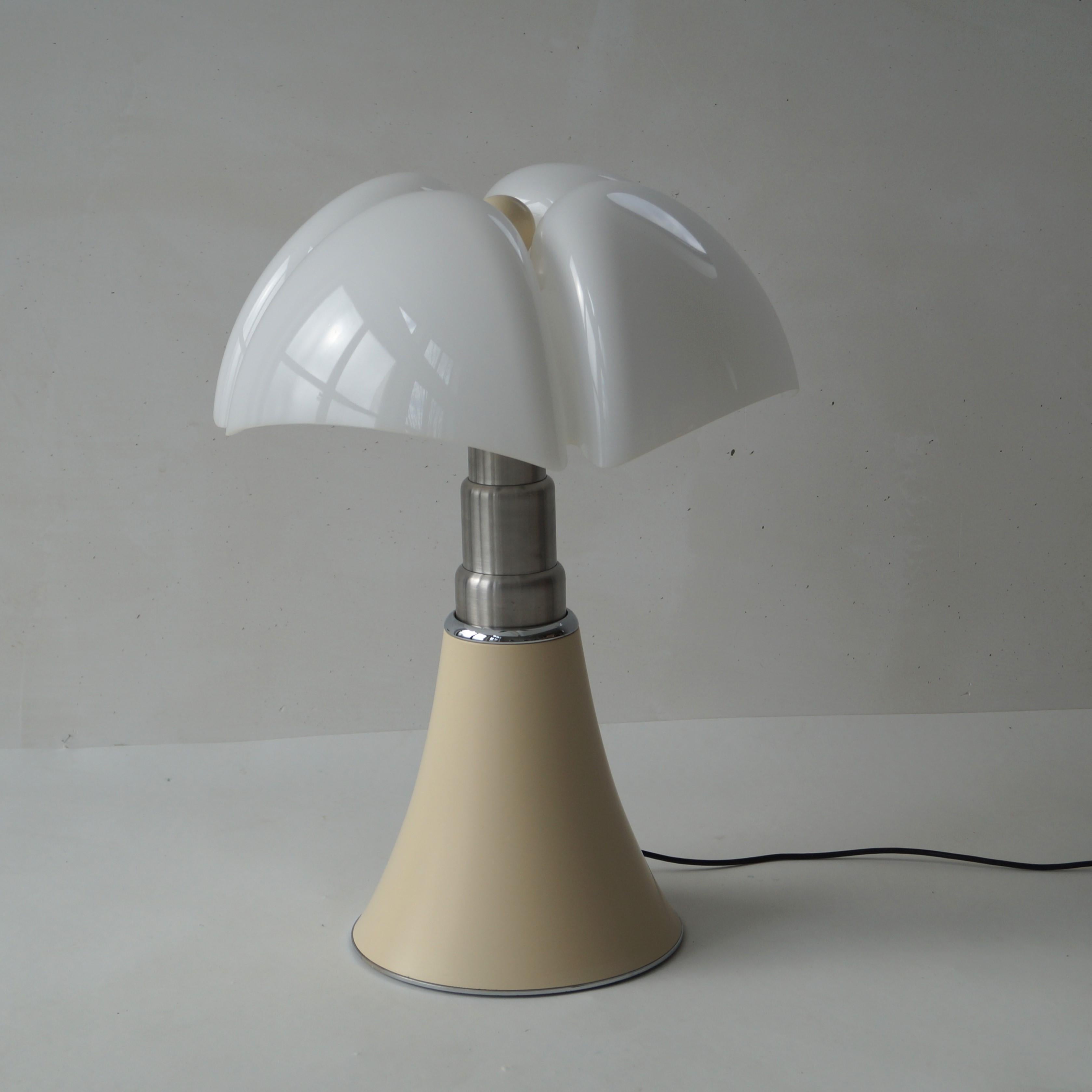 Grande Pipistrello by Gae Aulenti for Martinelli Luce, 1970s 1