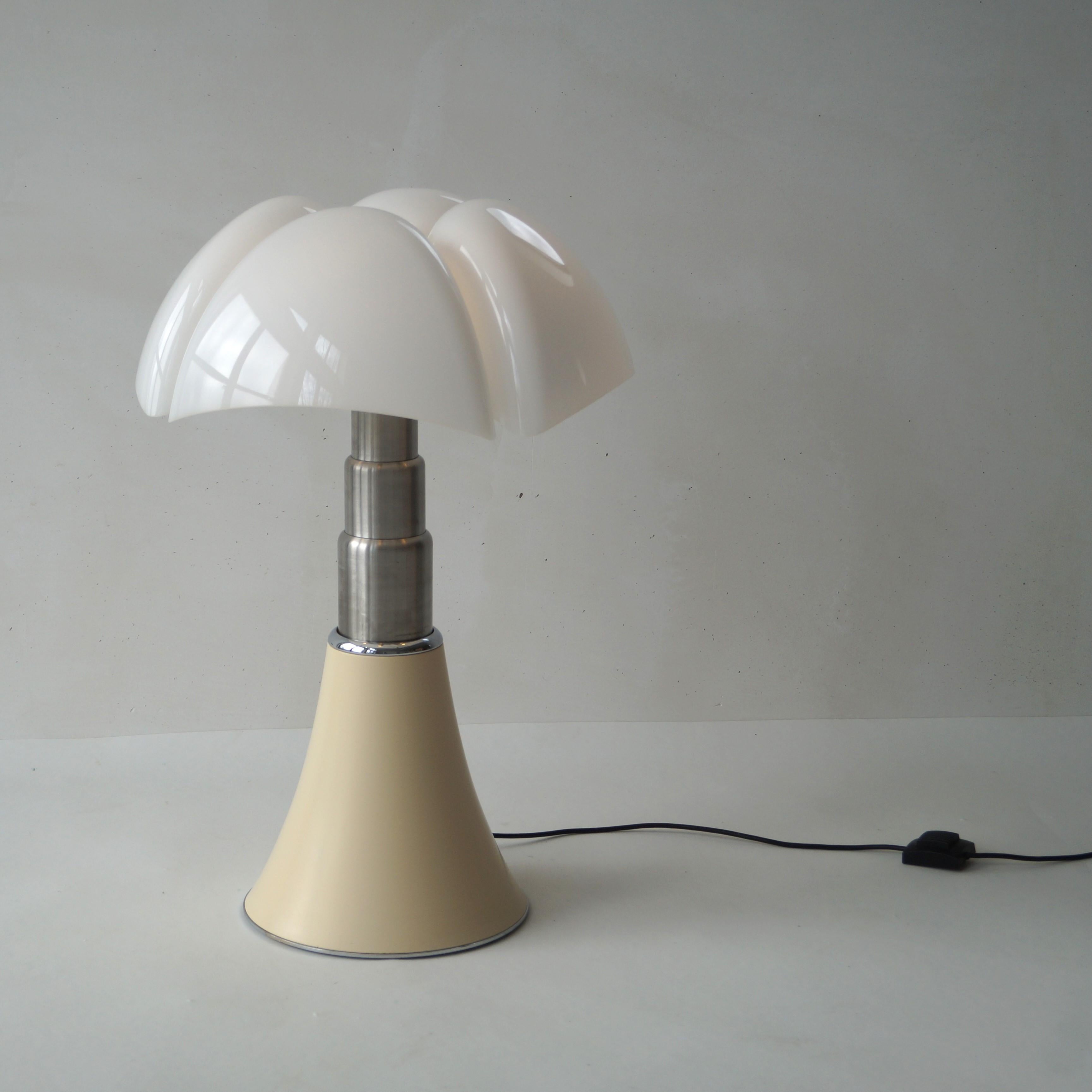 Grande Pipistrello by Gae Aulenti for Martinelli Luce, 1970s 2