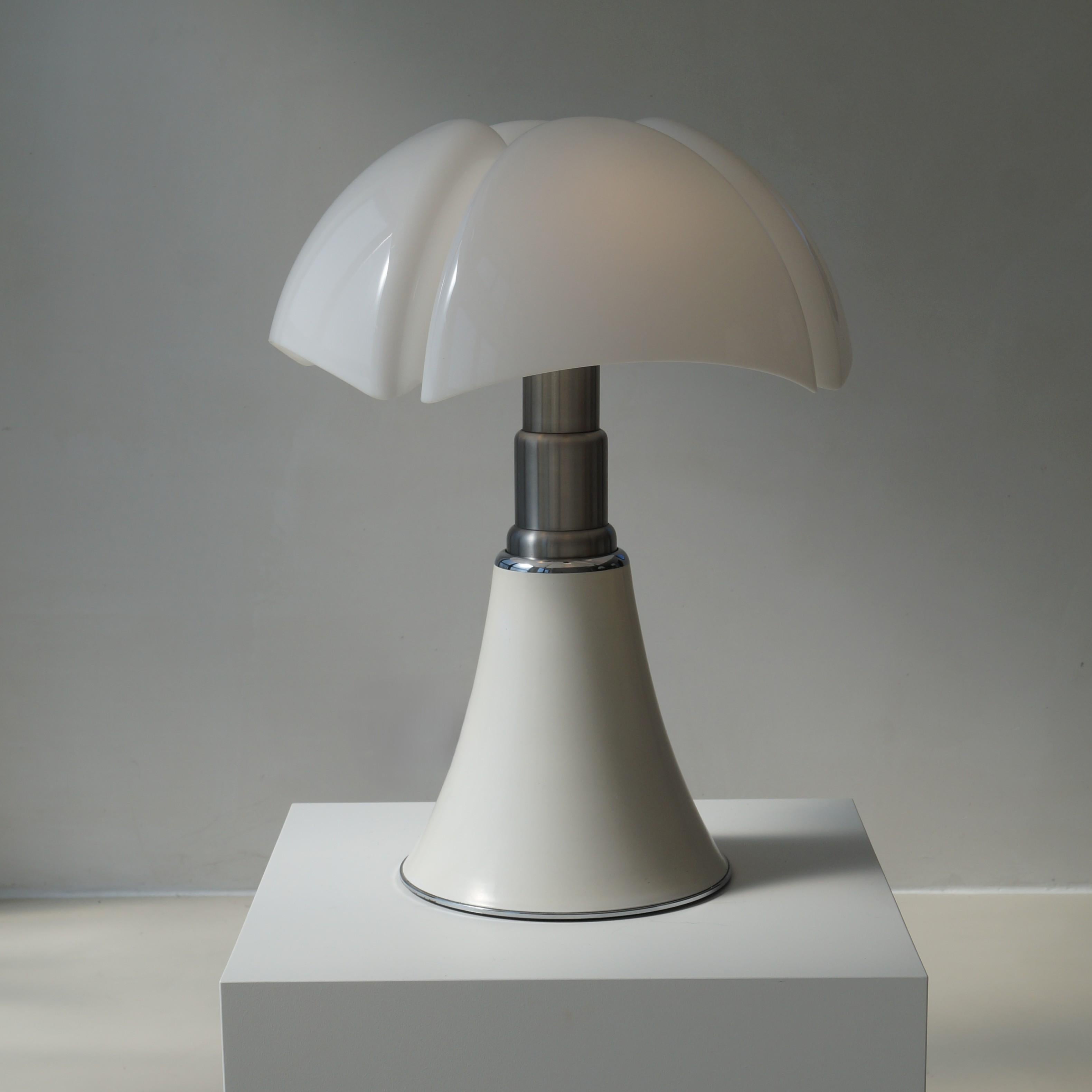 Grande Pipistrello de Gae Aulenti pour Martinelli Luce, 1980 en vente 10