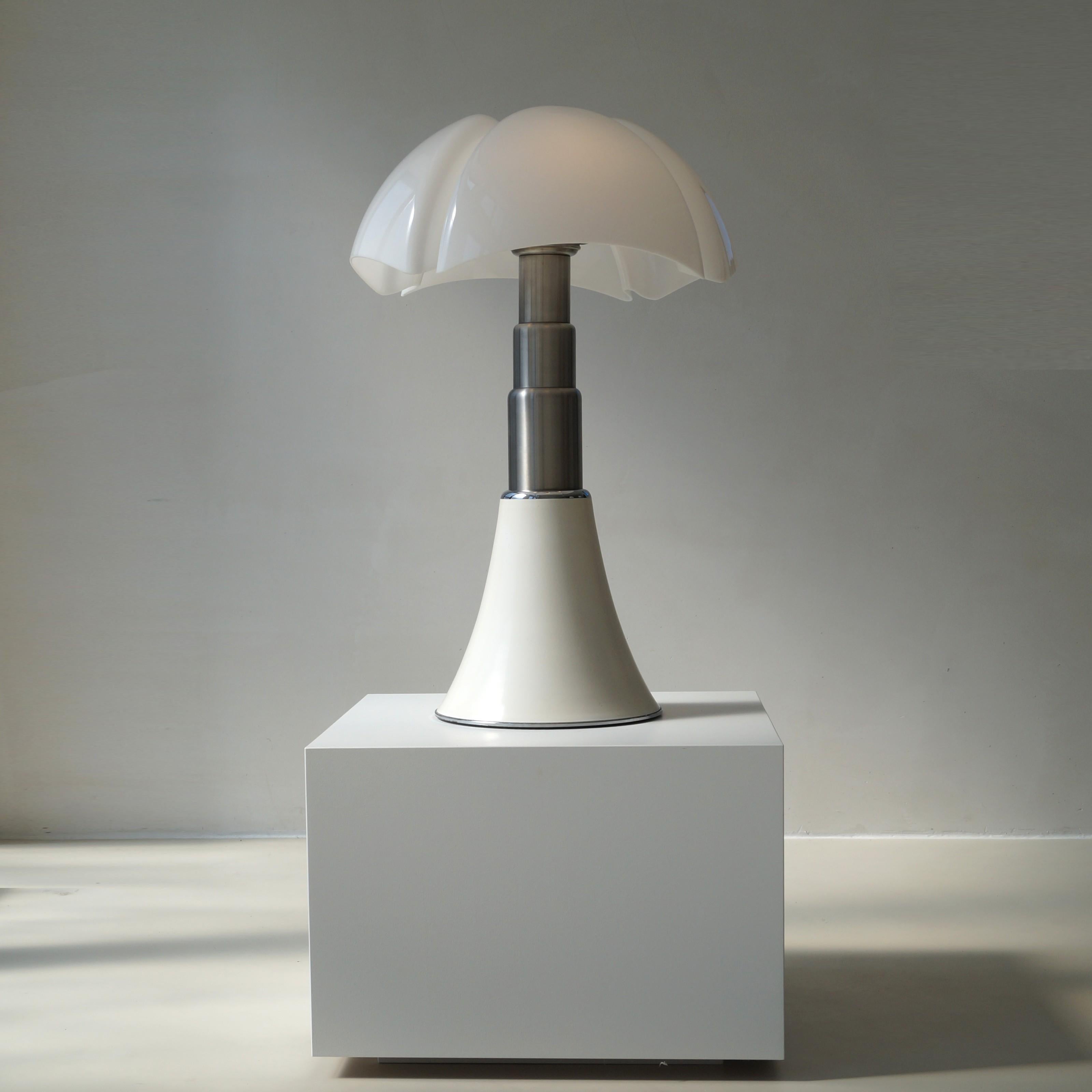 Grande Pipistrello de Gae Aulenti pour Martinelli Luce, 1980 Bon état - En vente à EVERDINGEN, NL