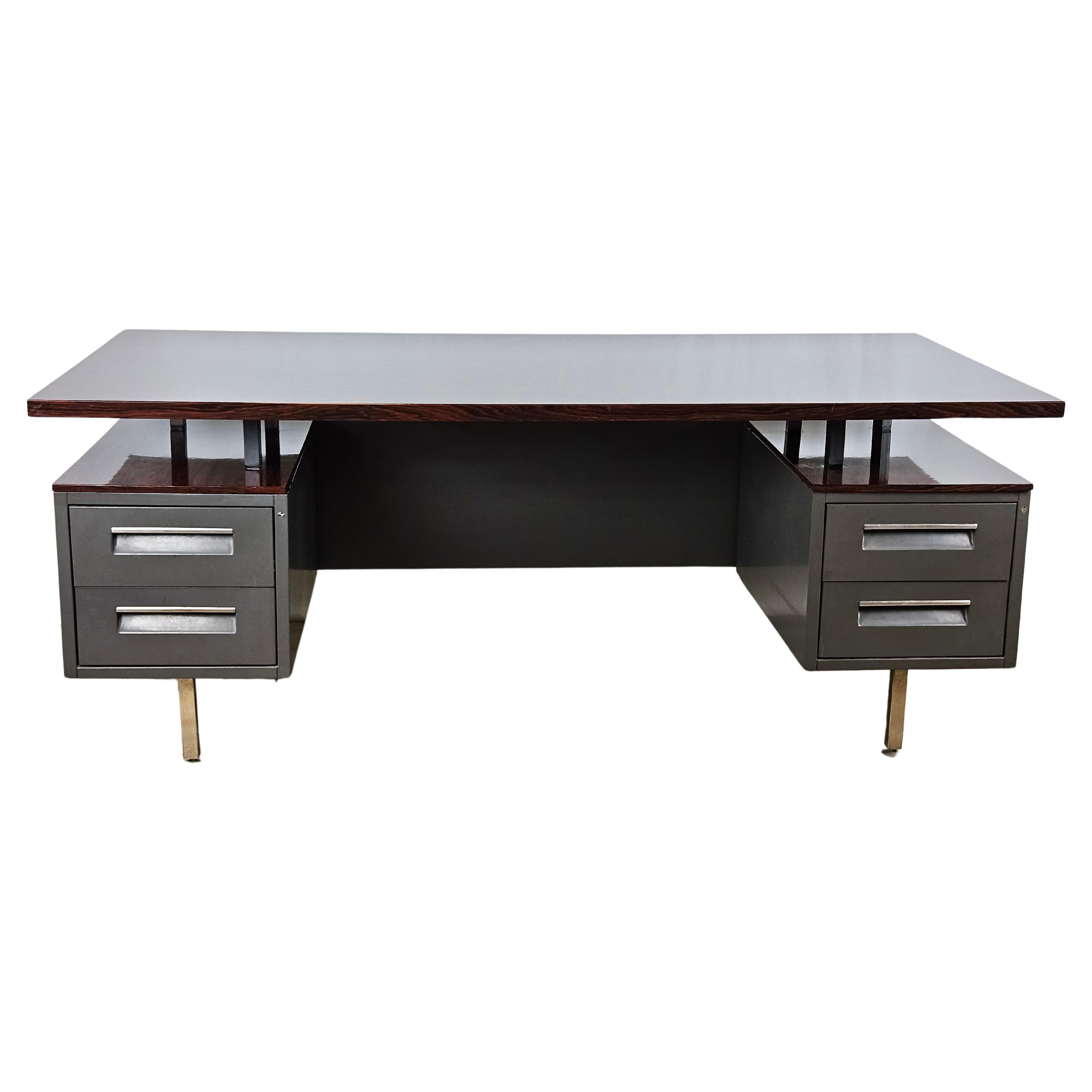 Large desk in iron and rosewood laminate by Mobiltecnica Torino 1970 For Sale