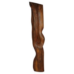 Grande sculpture totem en bois forme libre circa 1970 France