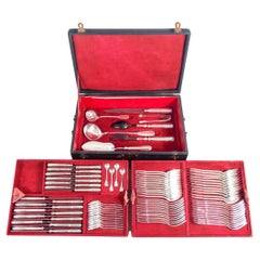 Servicio de cubiertos grandes CHRISTOFLE mod. Filet, Chinon. 96 piezas. Francia, 1876