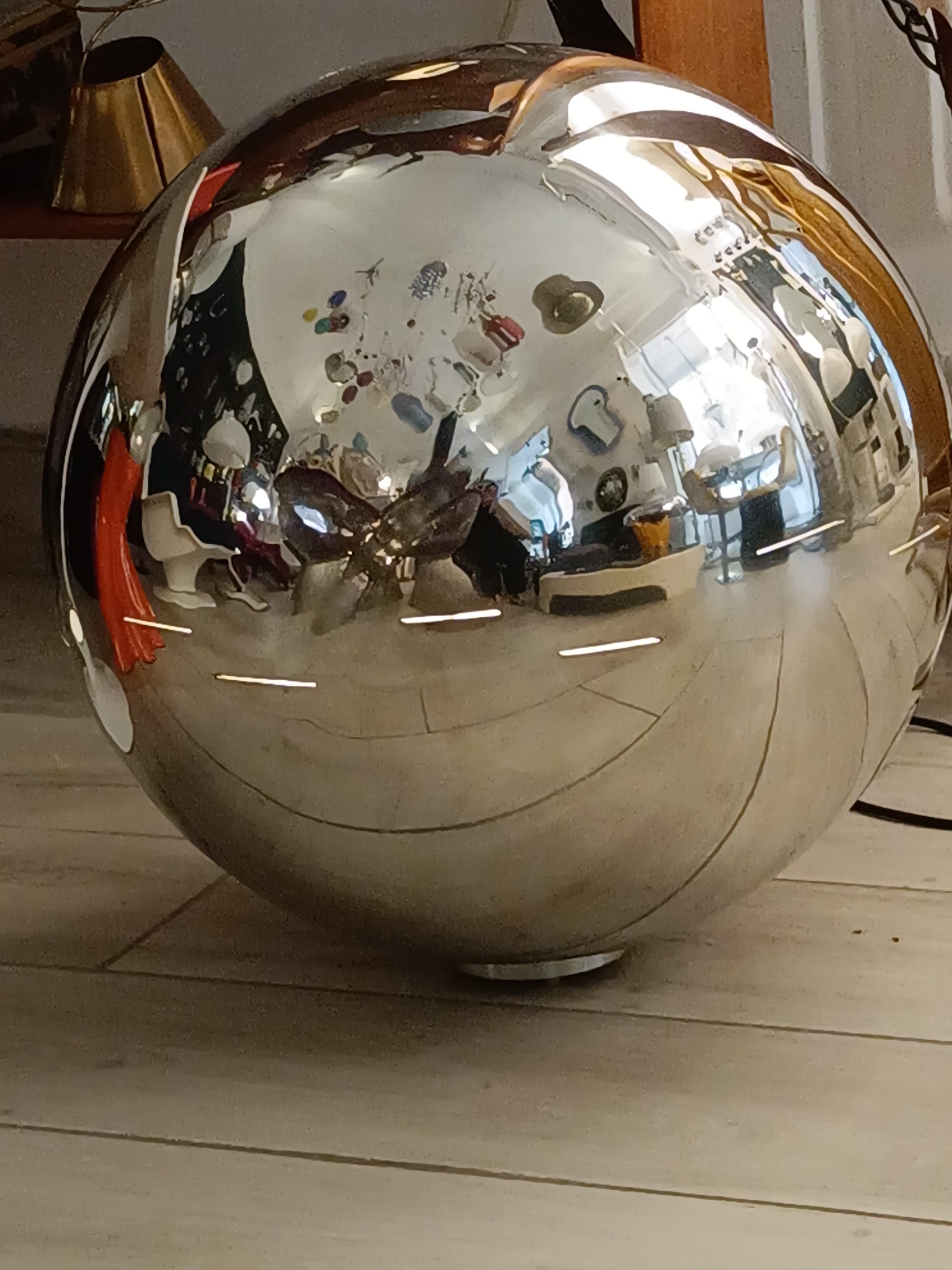 Grande Sfera Lampada da Tavolo o da Terra Space Age, Italia 1970s In condizioni buone in vendita a Naples, IT