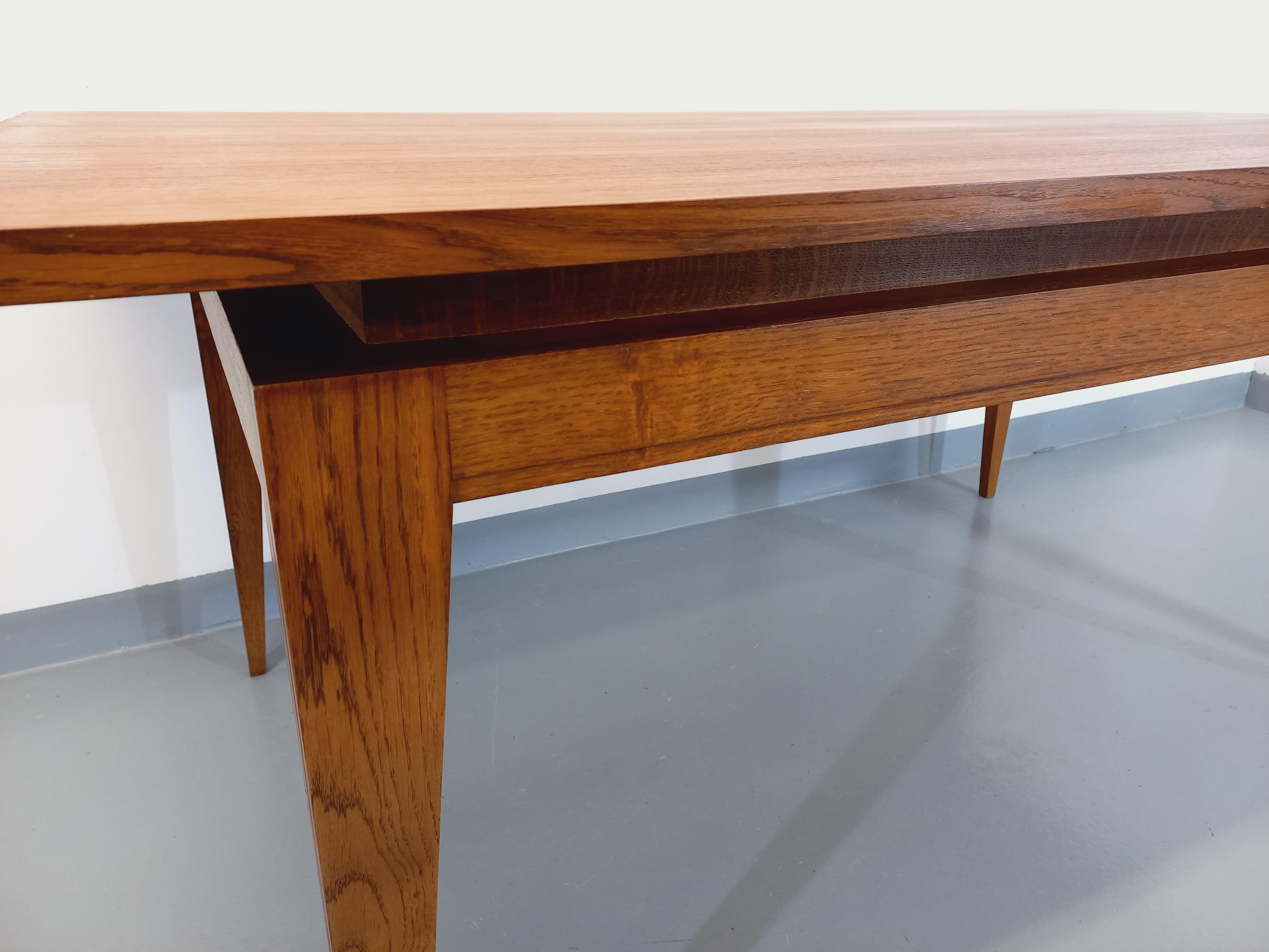 Scandinave Grande table à manger style scandinave rustique vintage des années 50 60 en teck en vente