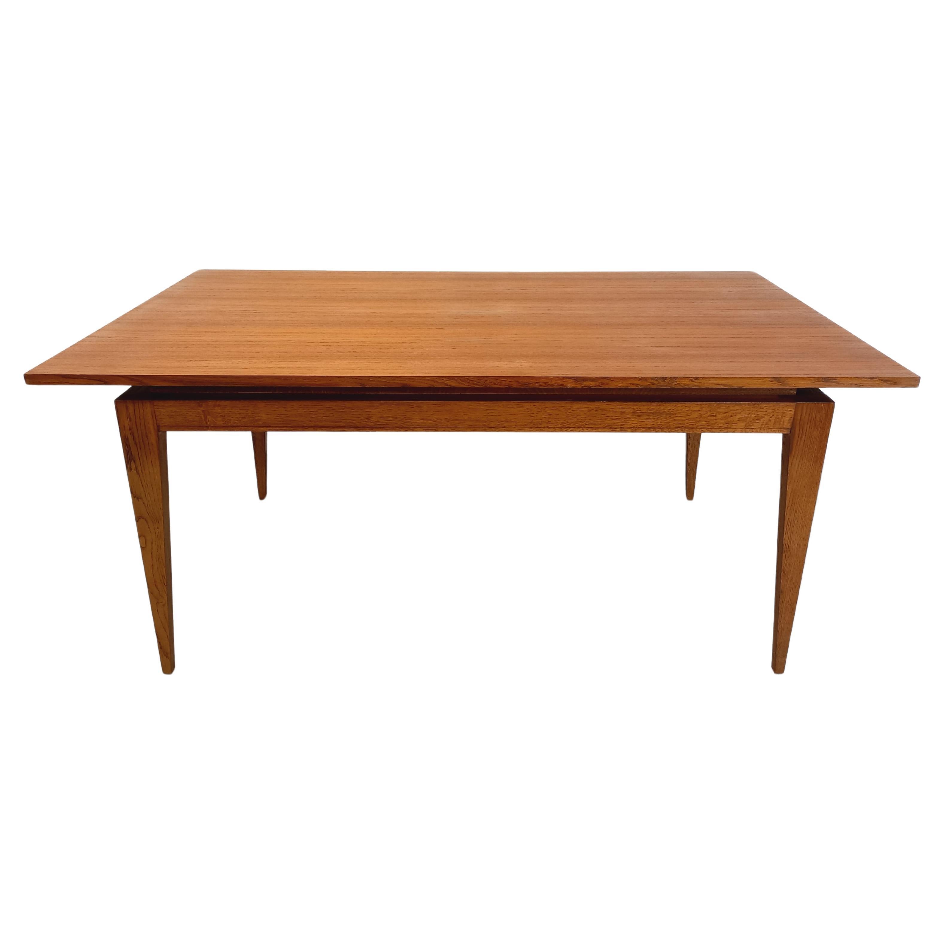 Grande table à manger style scandinave rustique vintage des années 50 60 en teck en vente