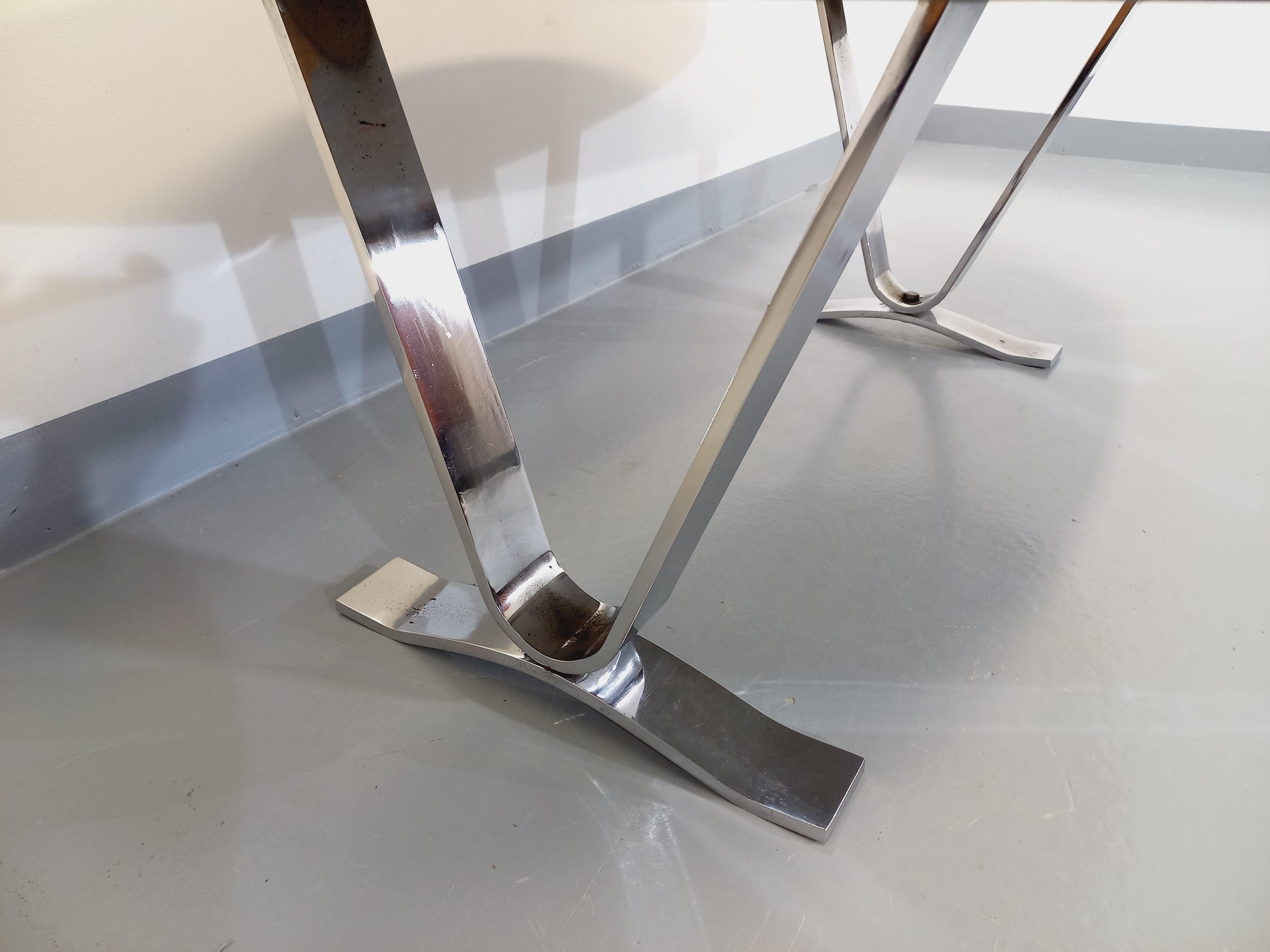 Français Grande table basse ovale vintage en pierre et métal chromé des années 70 en vente