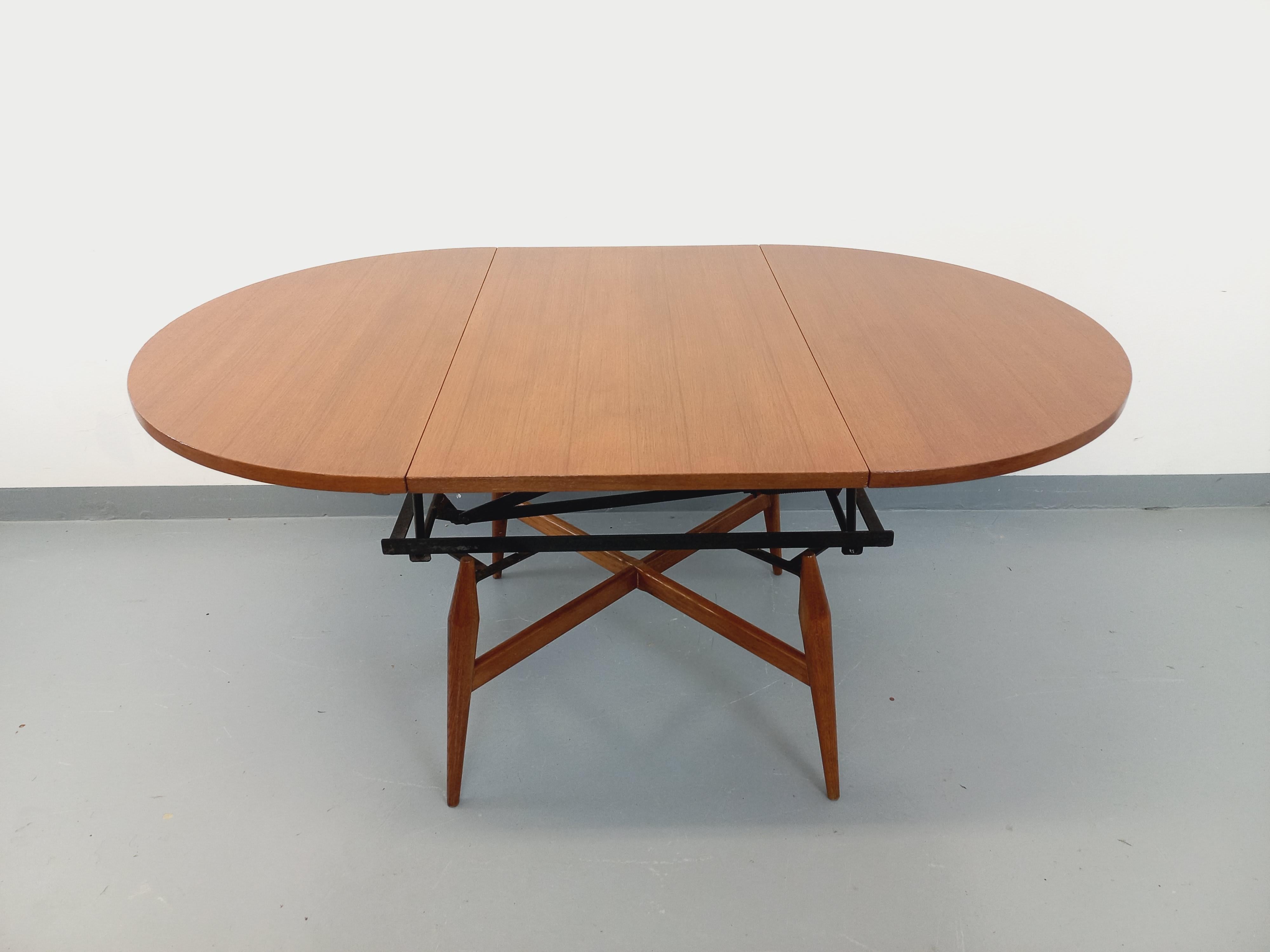 Grande table basse ronde scandinave vintage Smorrebrod de Arne Vodder extensible For Sale 9