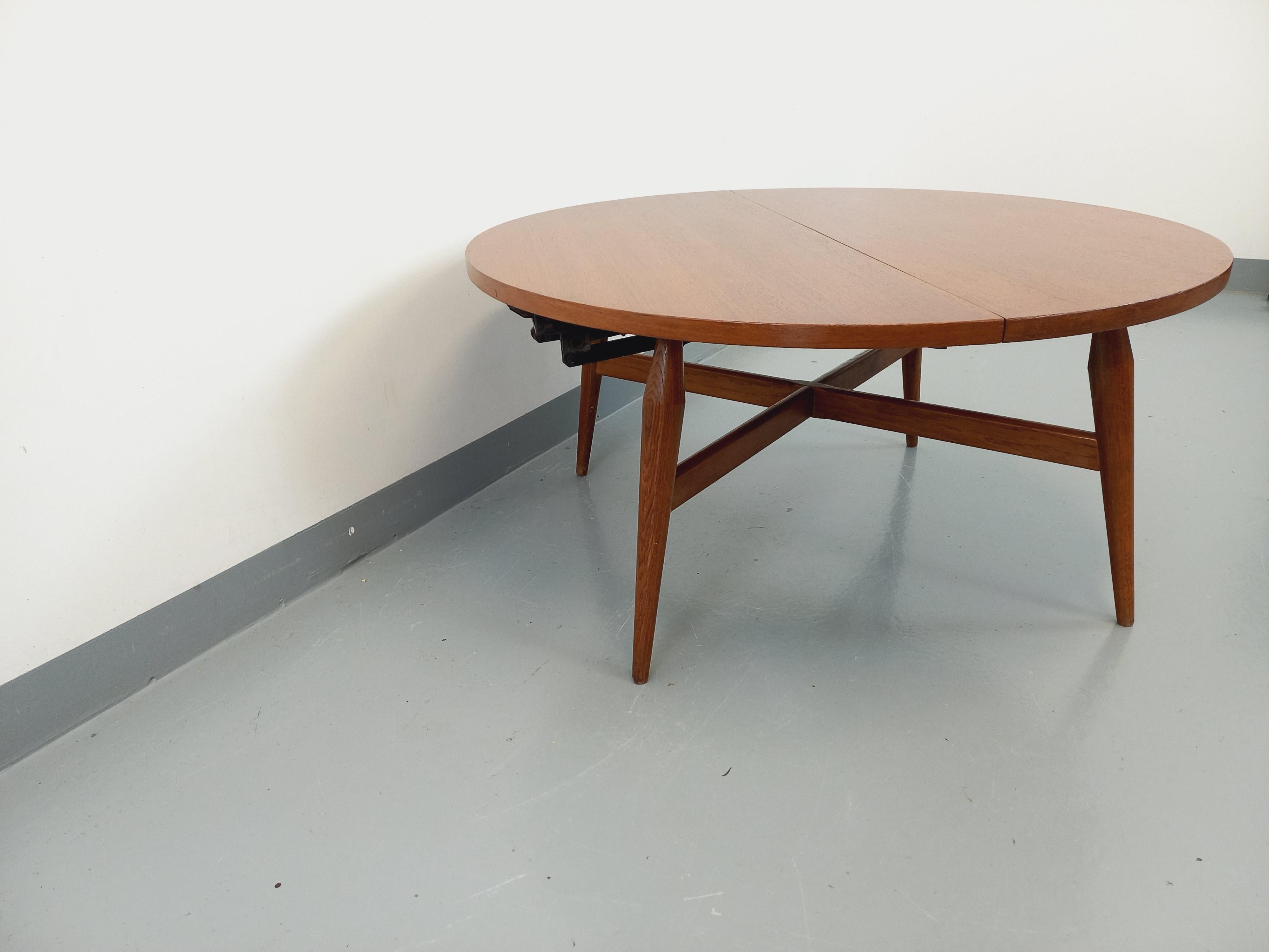 Grande table basse ronde scandinave vintage Smorrebrod de Arne Vodder extensible For Sale 2