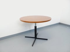 Grande table basse ronde style scandinave vintage modulable en table à manger