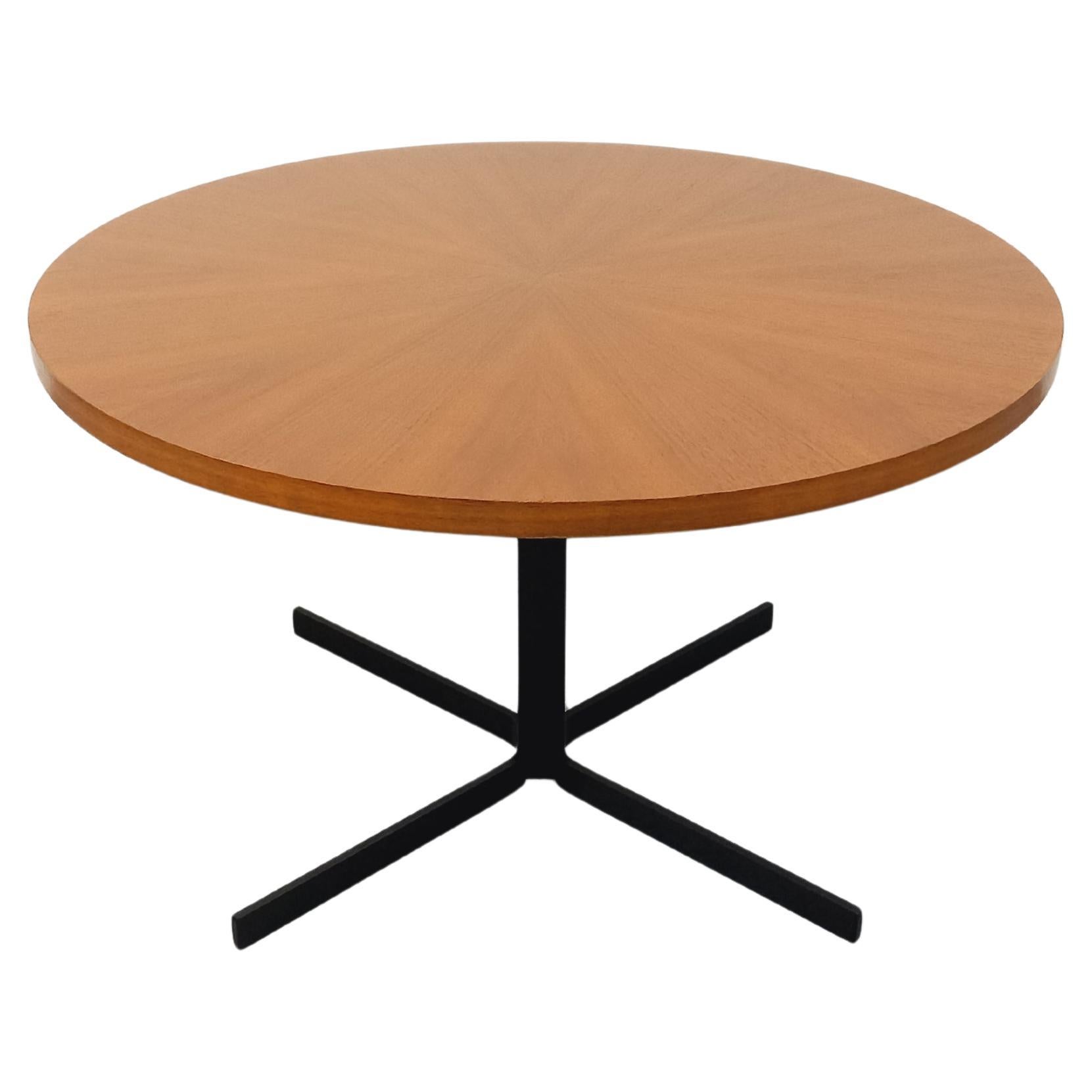Grande table basse ronde style scandinave vintage modulable en table à manger For Sale