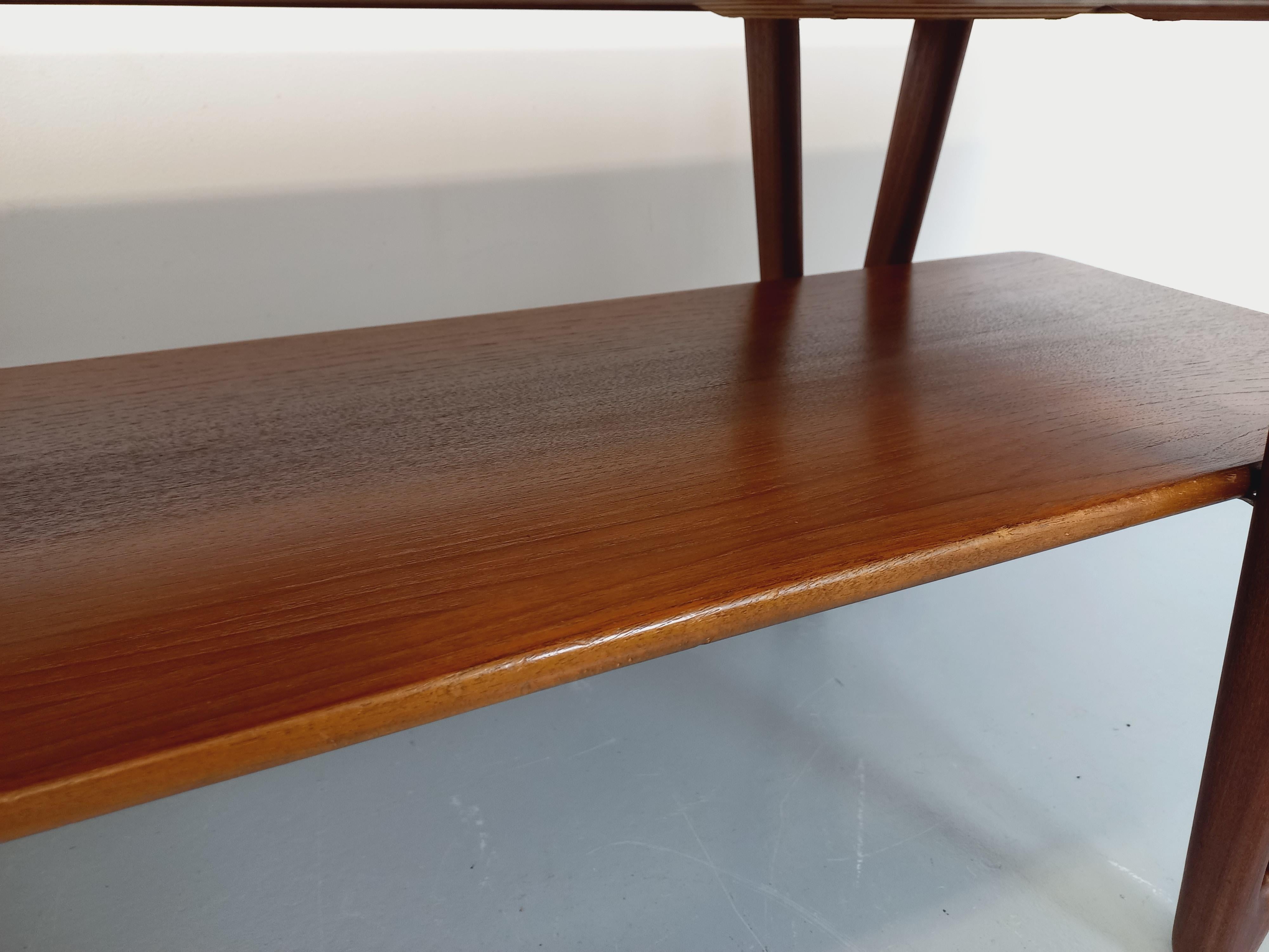 Grande table basse scandinave vintage à double plateau en teck de Kurt Østervig 11
