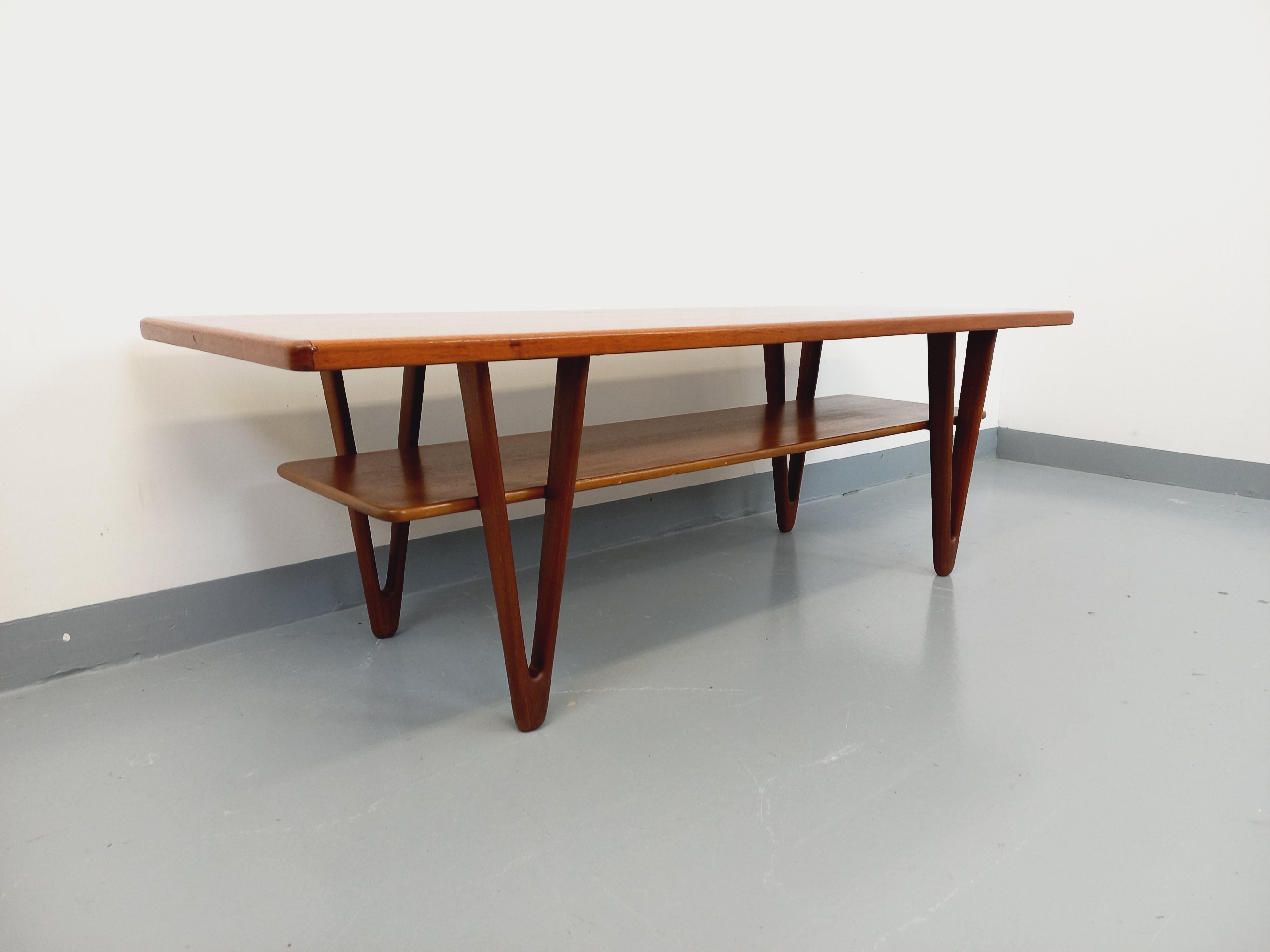 Scandinavian Grande table basse scandinave vintage à double plateau en teck de Kurt Østervig