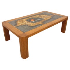 Grande table basse vintage en bois de chêne massif et céramique de Vallauris