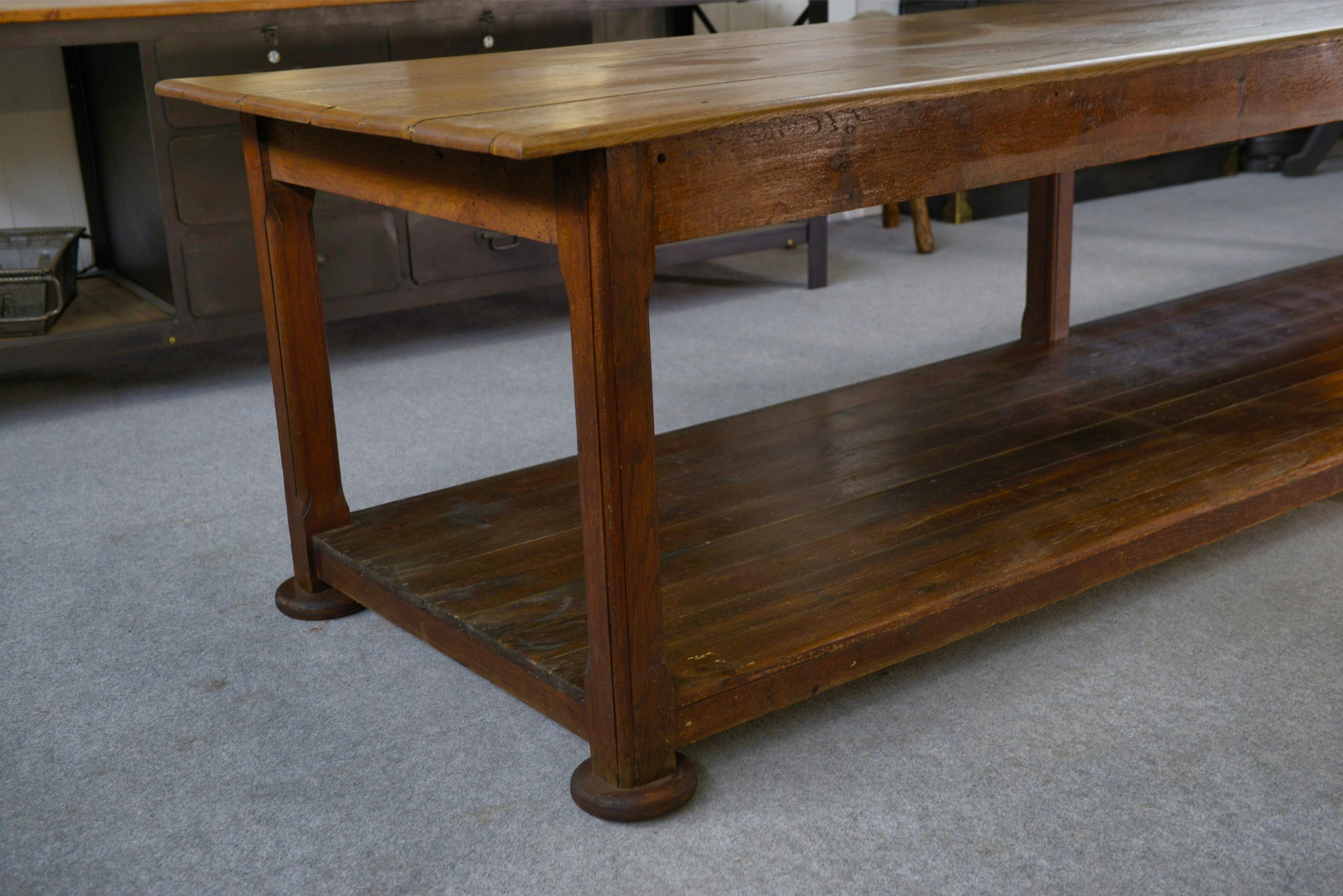Chêne Grande table de drapier en chêne massif 1950's en vente