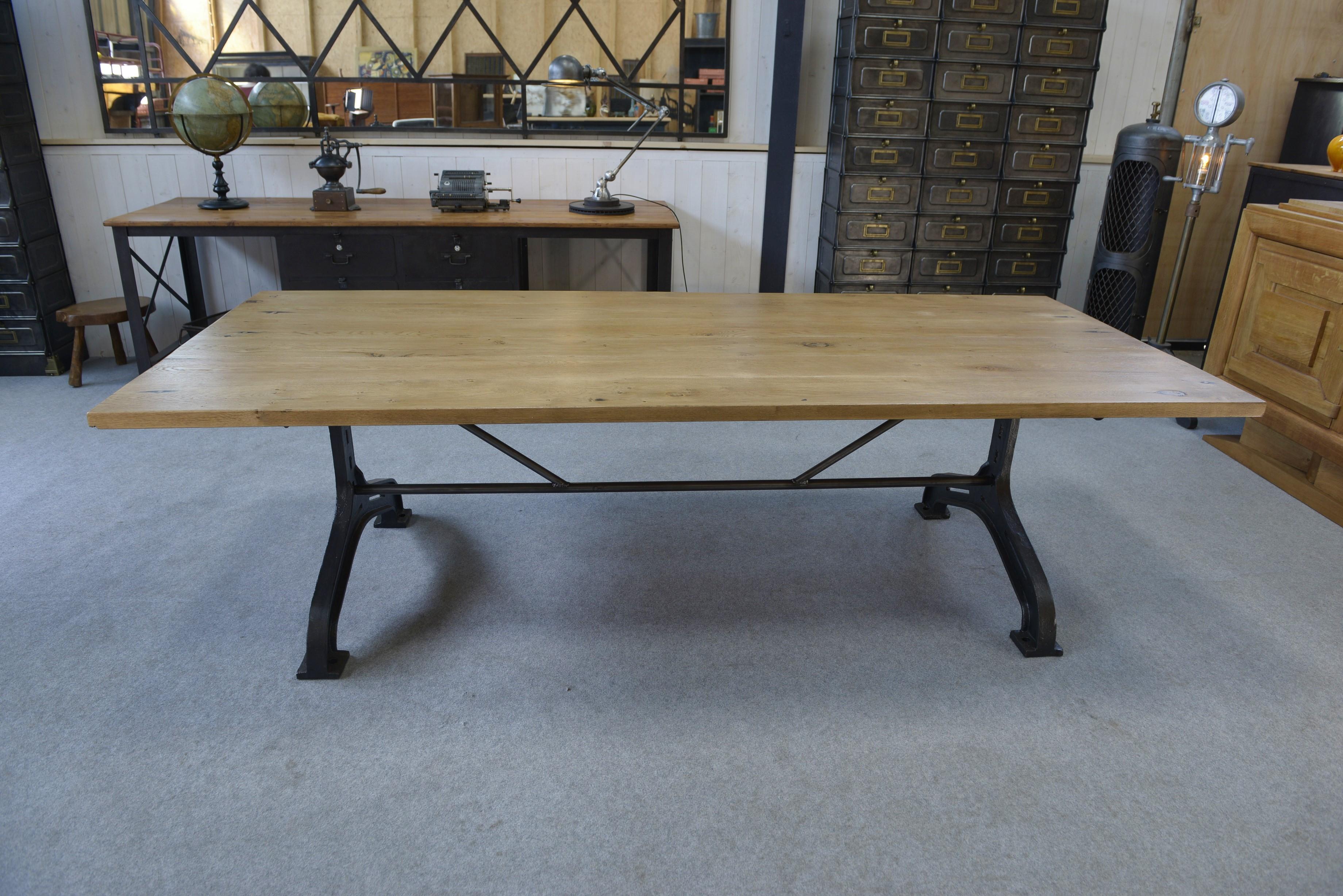 Industrial Grande table industrielle pieds 