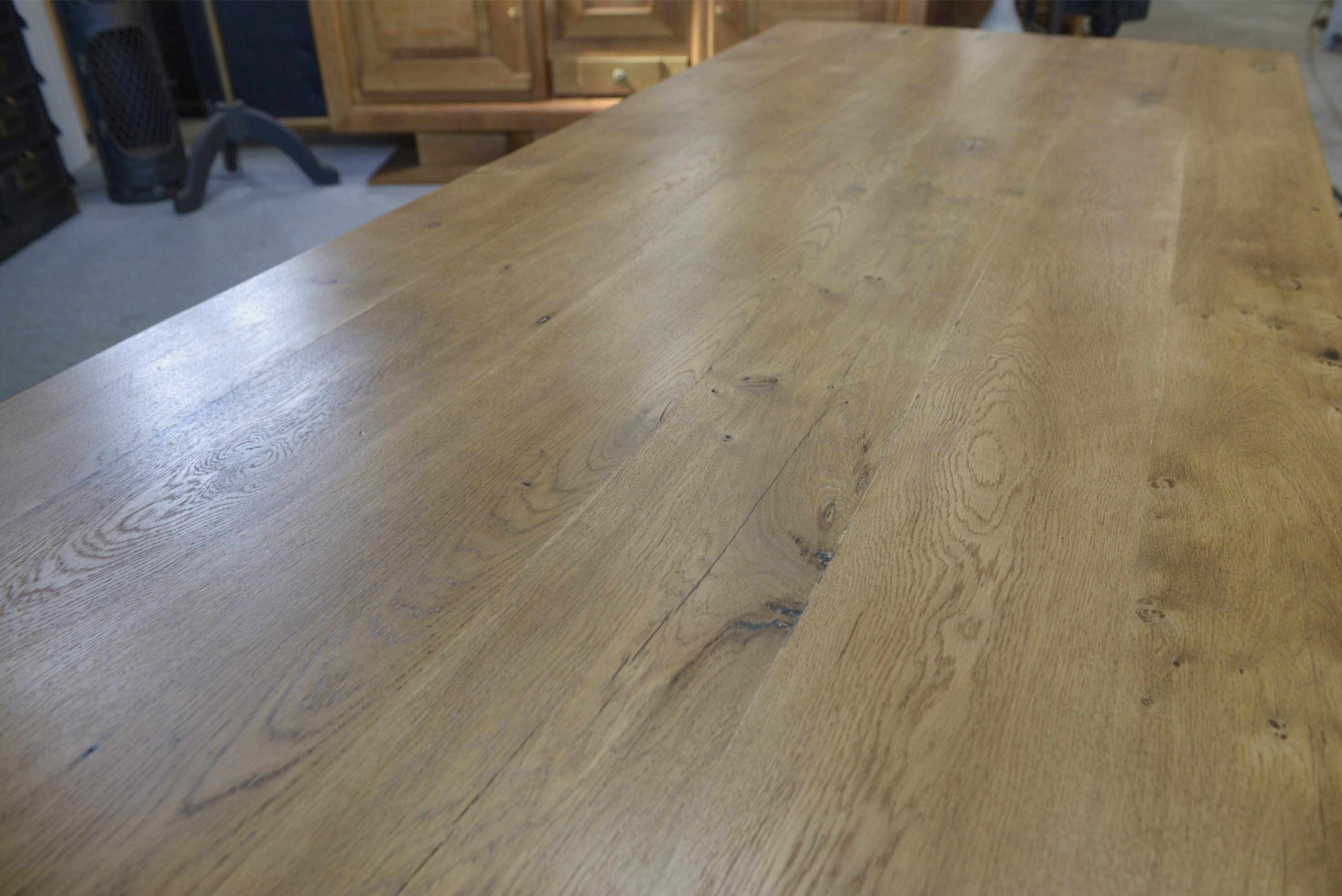French Grande table industrielle pieds 